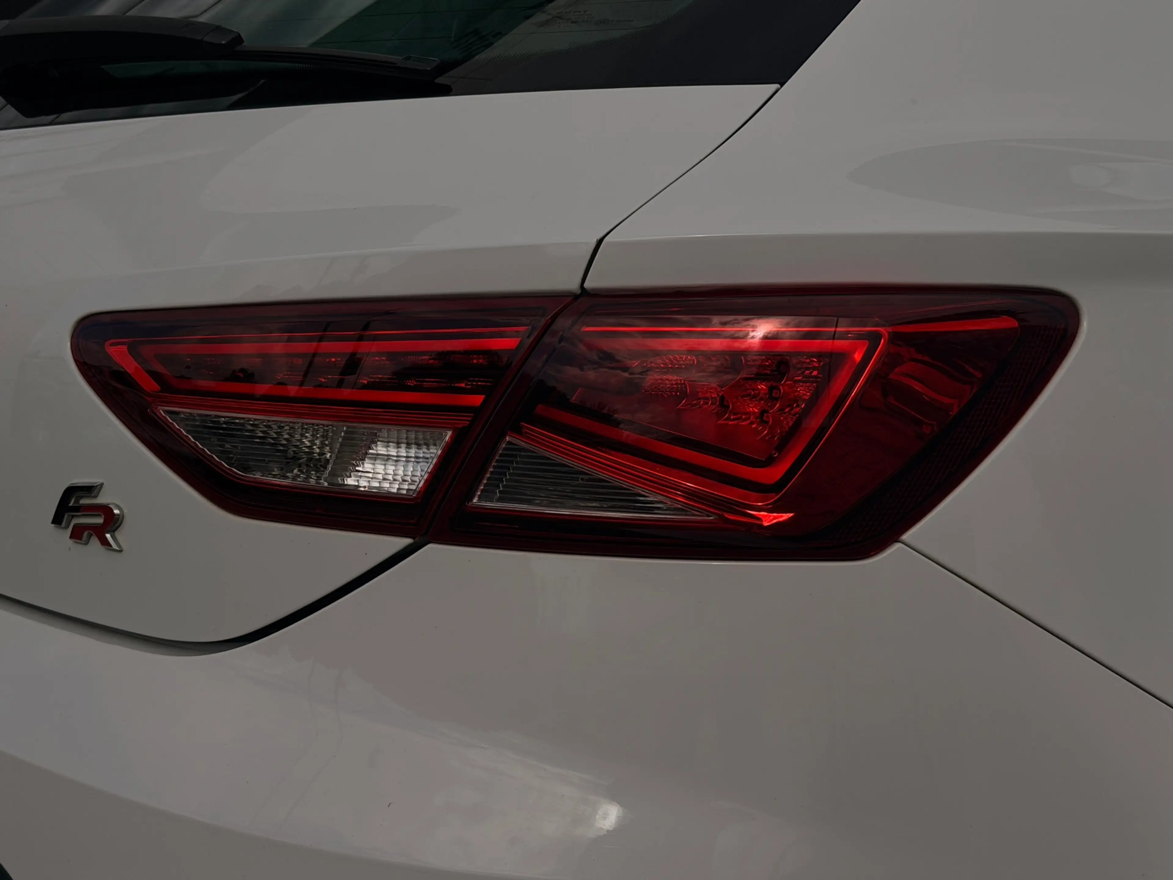 SEAT Leon 1.4 TSI FR|Pano|stoelvewarm|LED|PDC — photo 8