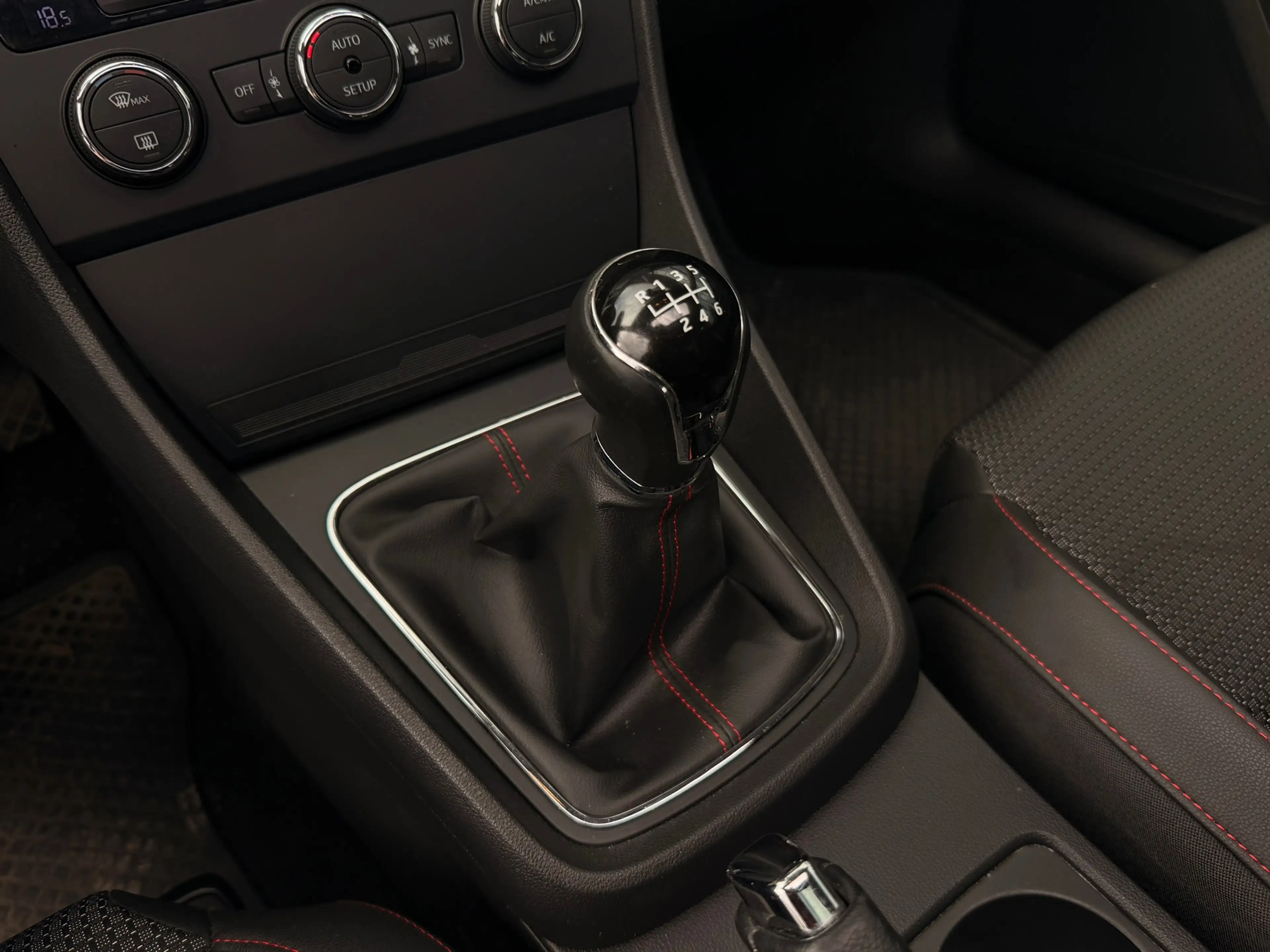 SEAT Leon 1.4 TSI FR|Pano|stoelvewarm|LED|PDC — photo 23