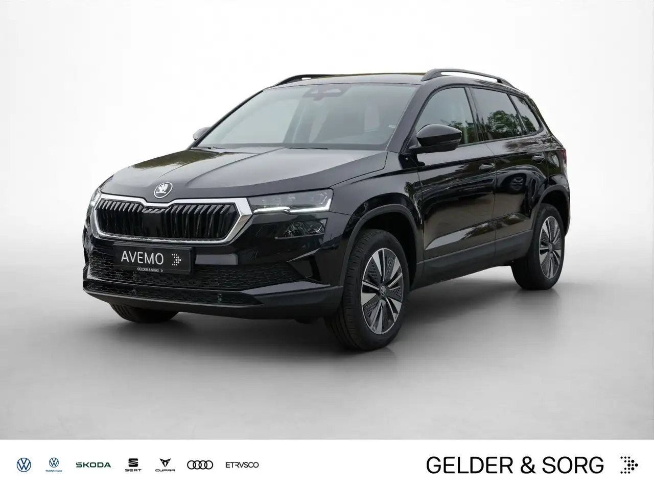 Skoda Karoq Balance 1,5 TSI DSG | AHK | pACC | LED | — photo 1 of 15