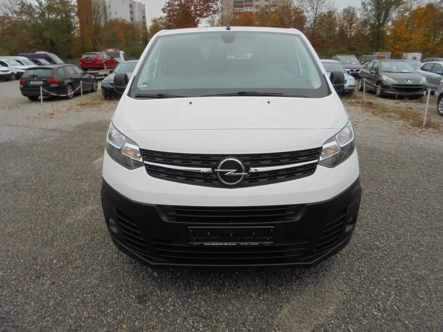 Opel Vivaro Kasten 2.0 D Edition L3 ~ 1.Hd ~ Navi ~ Weiß - 2