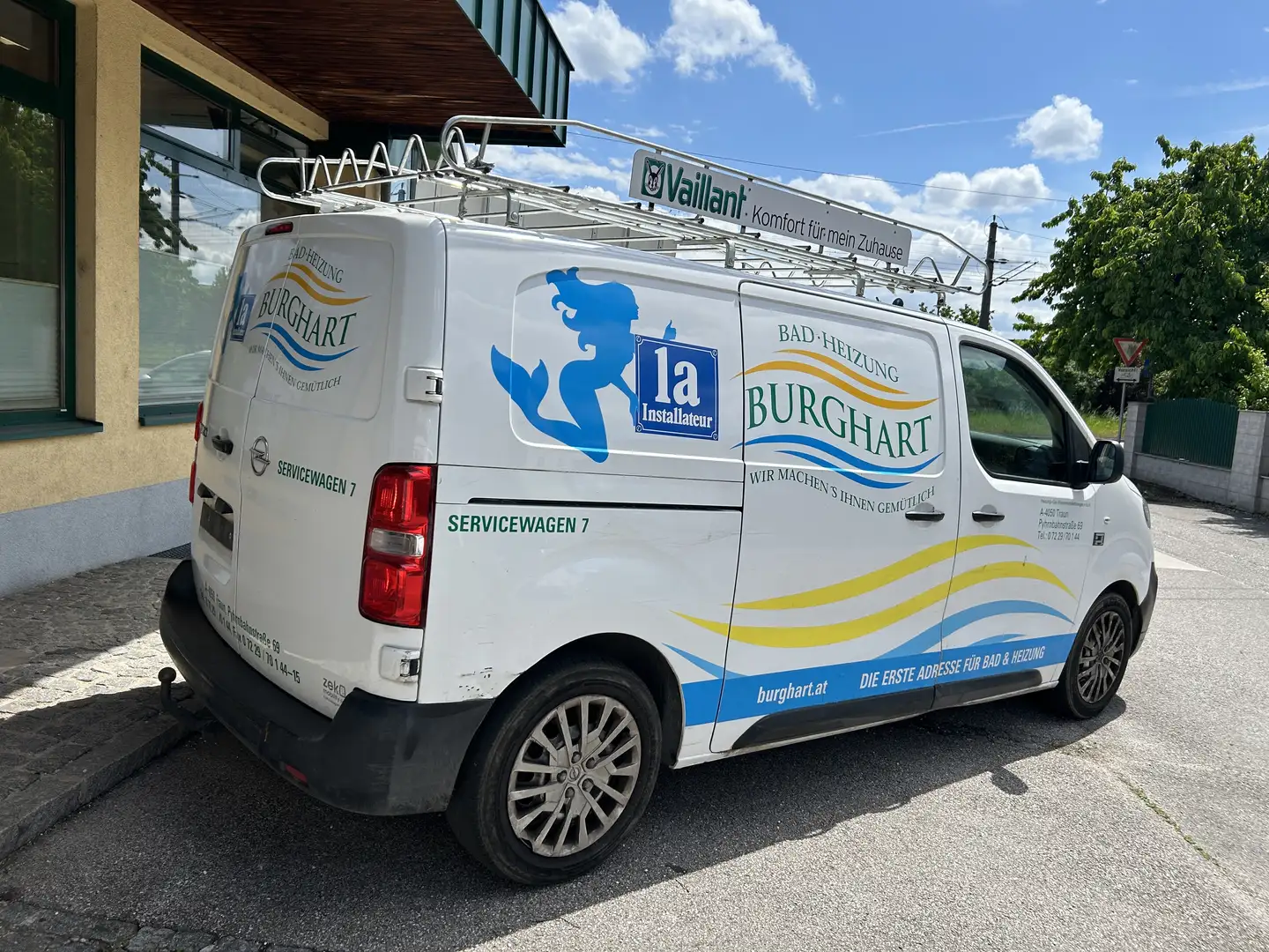 Opel Vivaro Weiß - 2