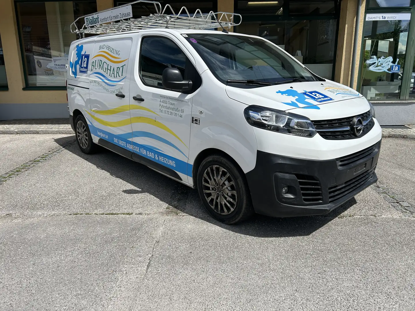 Opel Vivaro Weiß - 1
