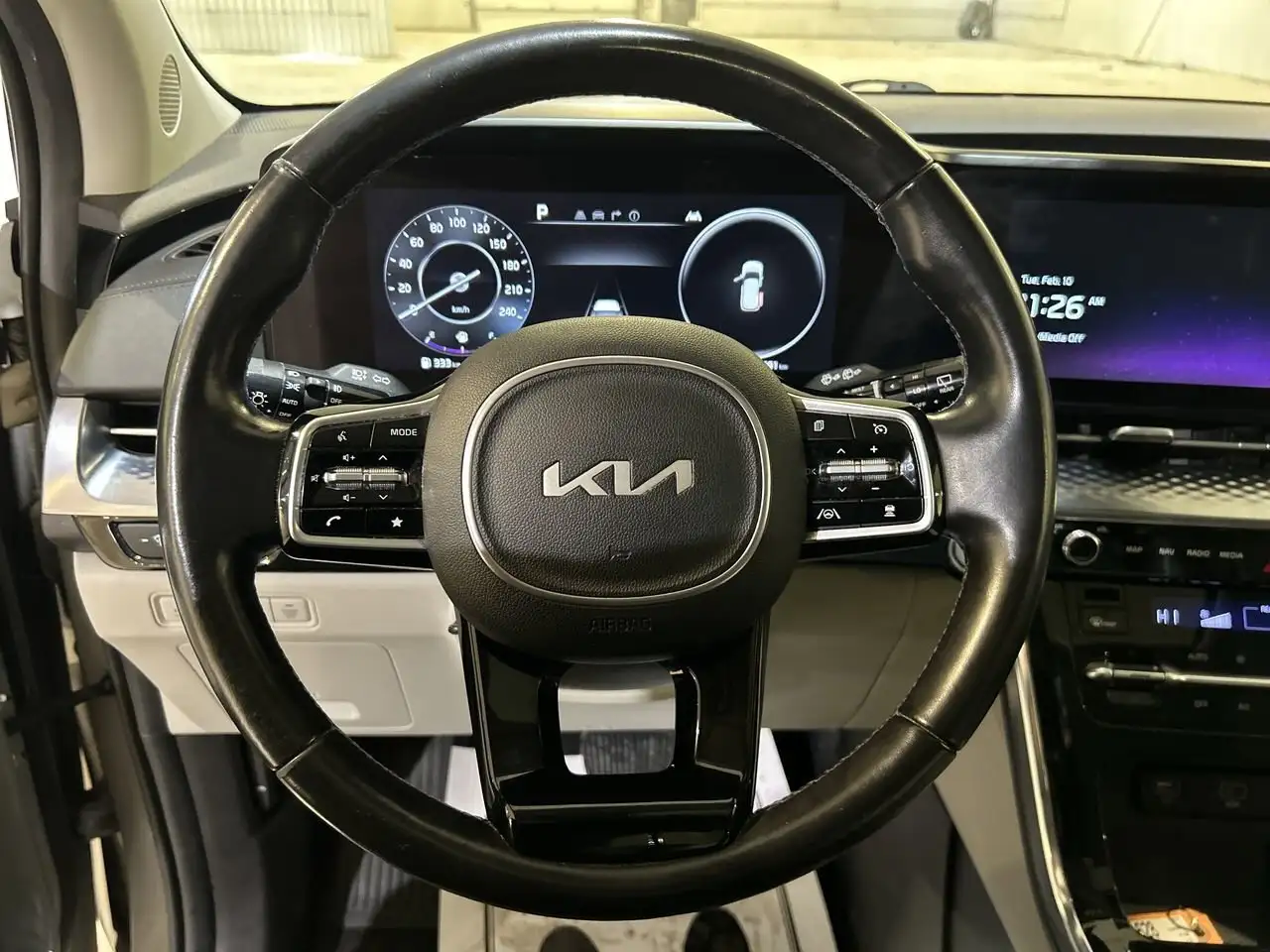 Kia Carnival снимка Kia Carnival