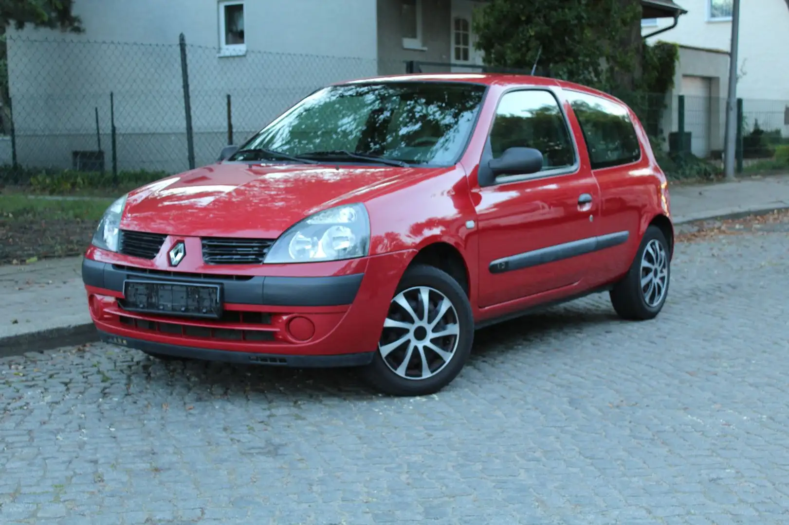 Renault Clio II Authentique*TÜV NEU* Rot - 1