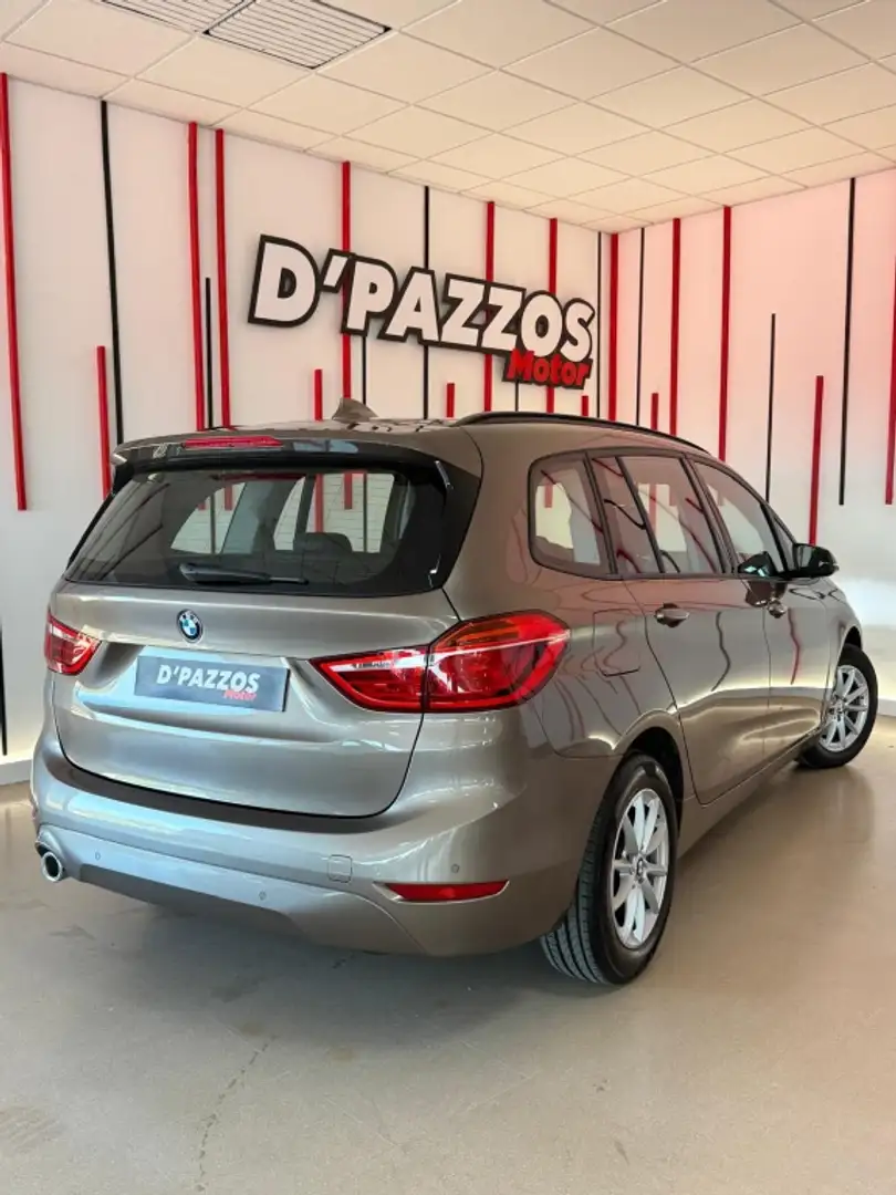 BMW 216 216d Gran Tourer Béžová - 2