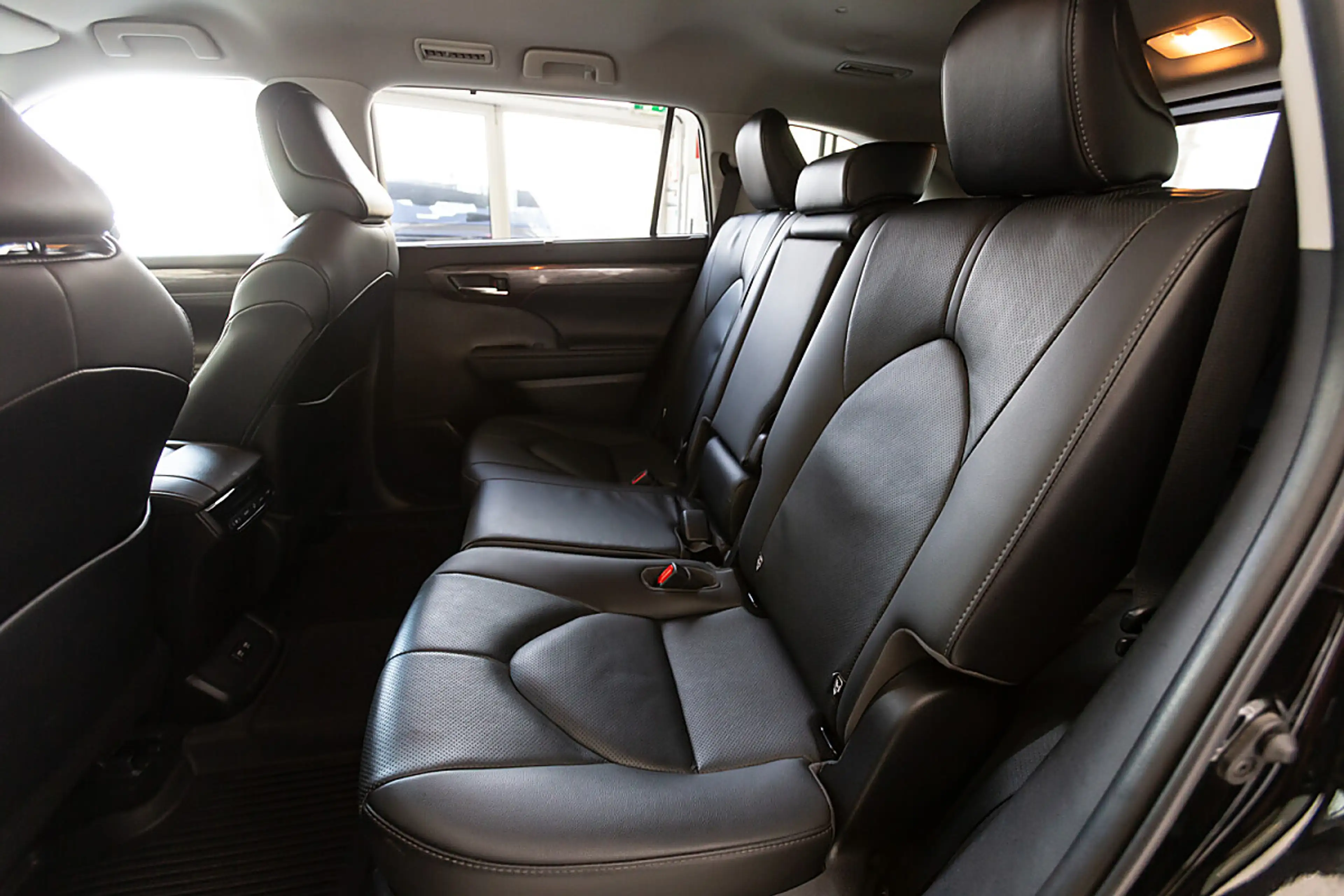 Toyota Highlander 2.5 Hybrid Hybrid Style — photo 14