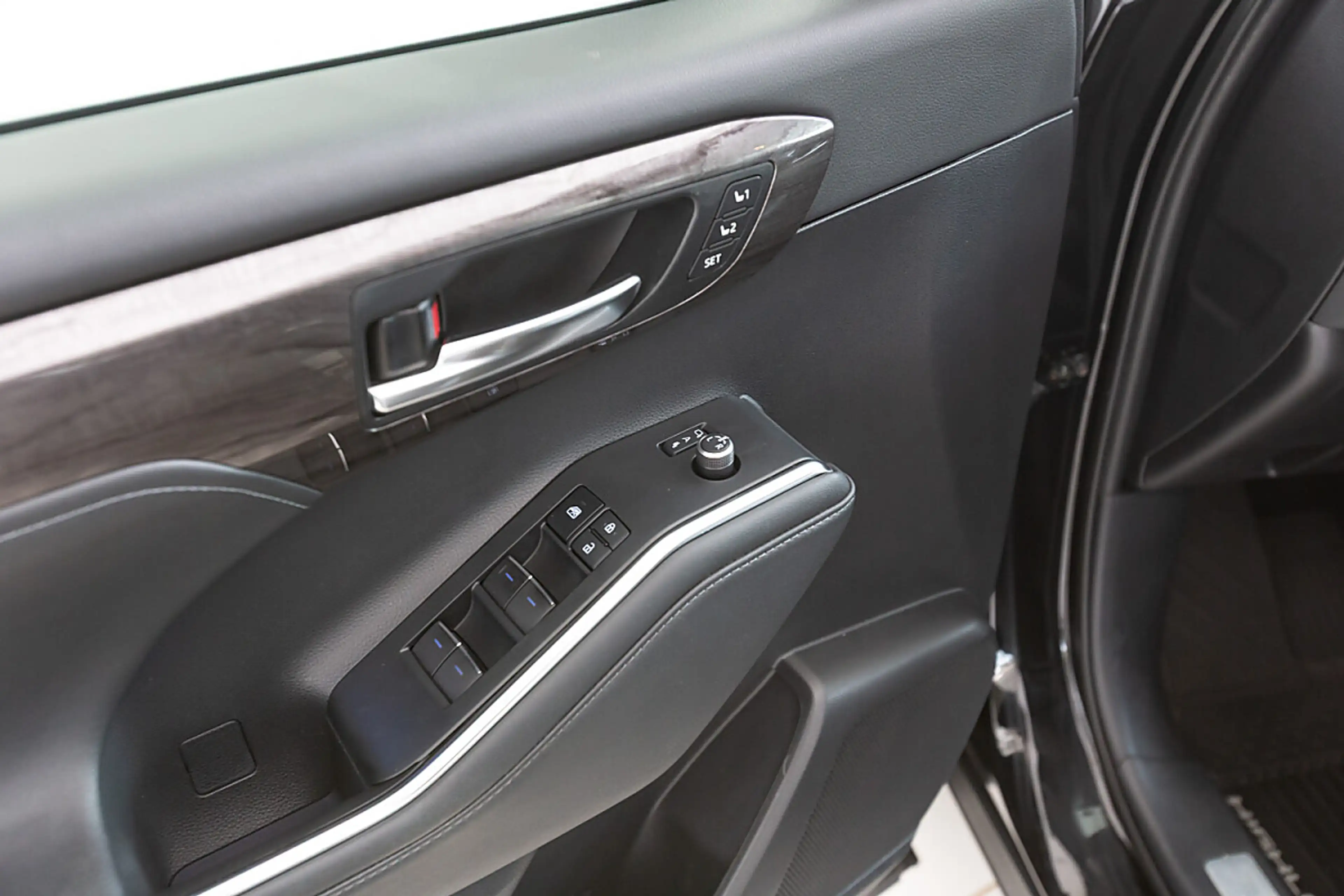 Toyota Highlander 2.5 Hybrid Hybrid Style — photo 11