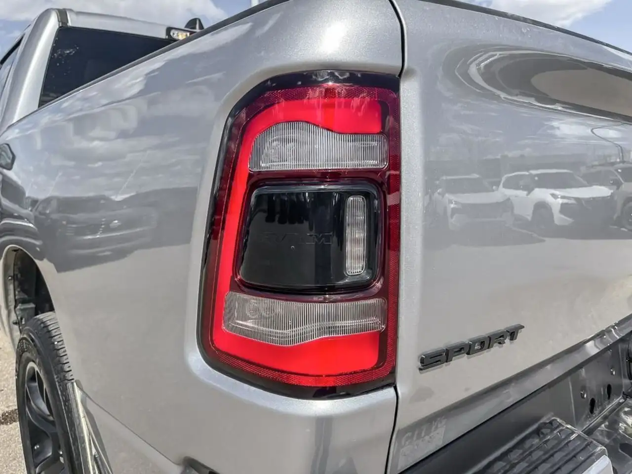 RAM 1500 снимка RAM 1500