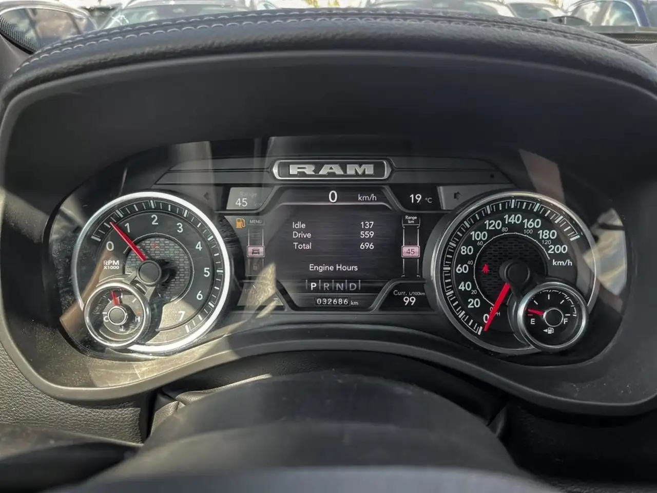 RAM 1500 снимка RAM 1500