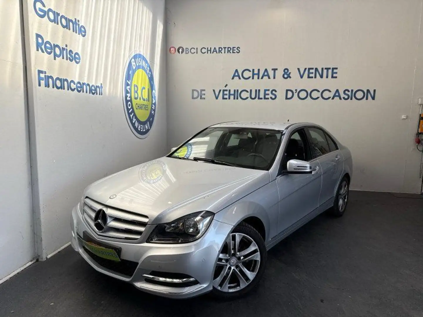 Mercedes-Benz C 180 180 AVANTGARDE Gris - 1
