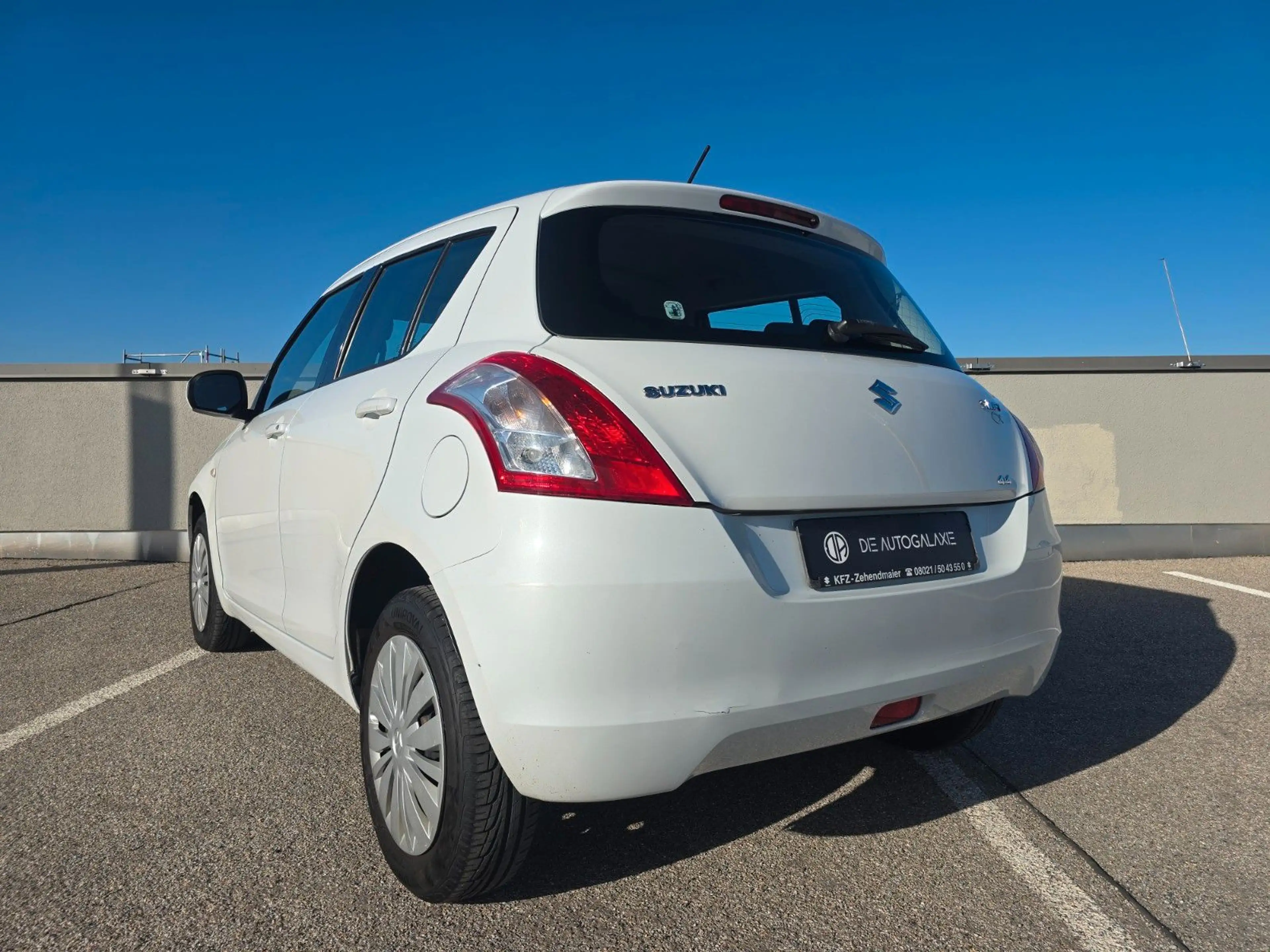 Suzuki Swift Club 4x4 *KLIMA*SHZ*TEMP*4EFH* — photo 4