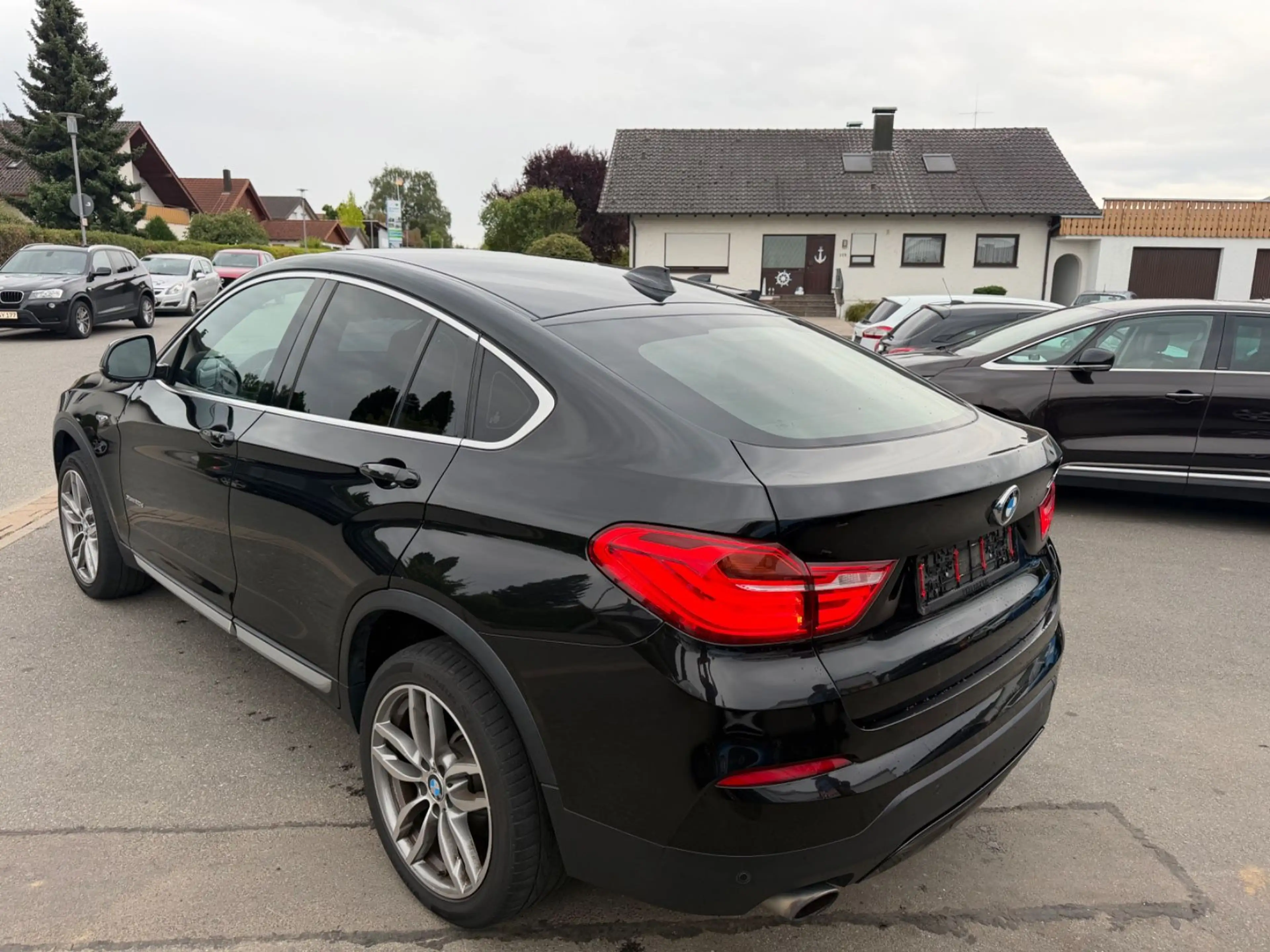 BMW X4 xDrive 20 d xLine*NEU*TÜV*Automatik* Kamera* — photo 8