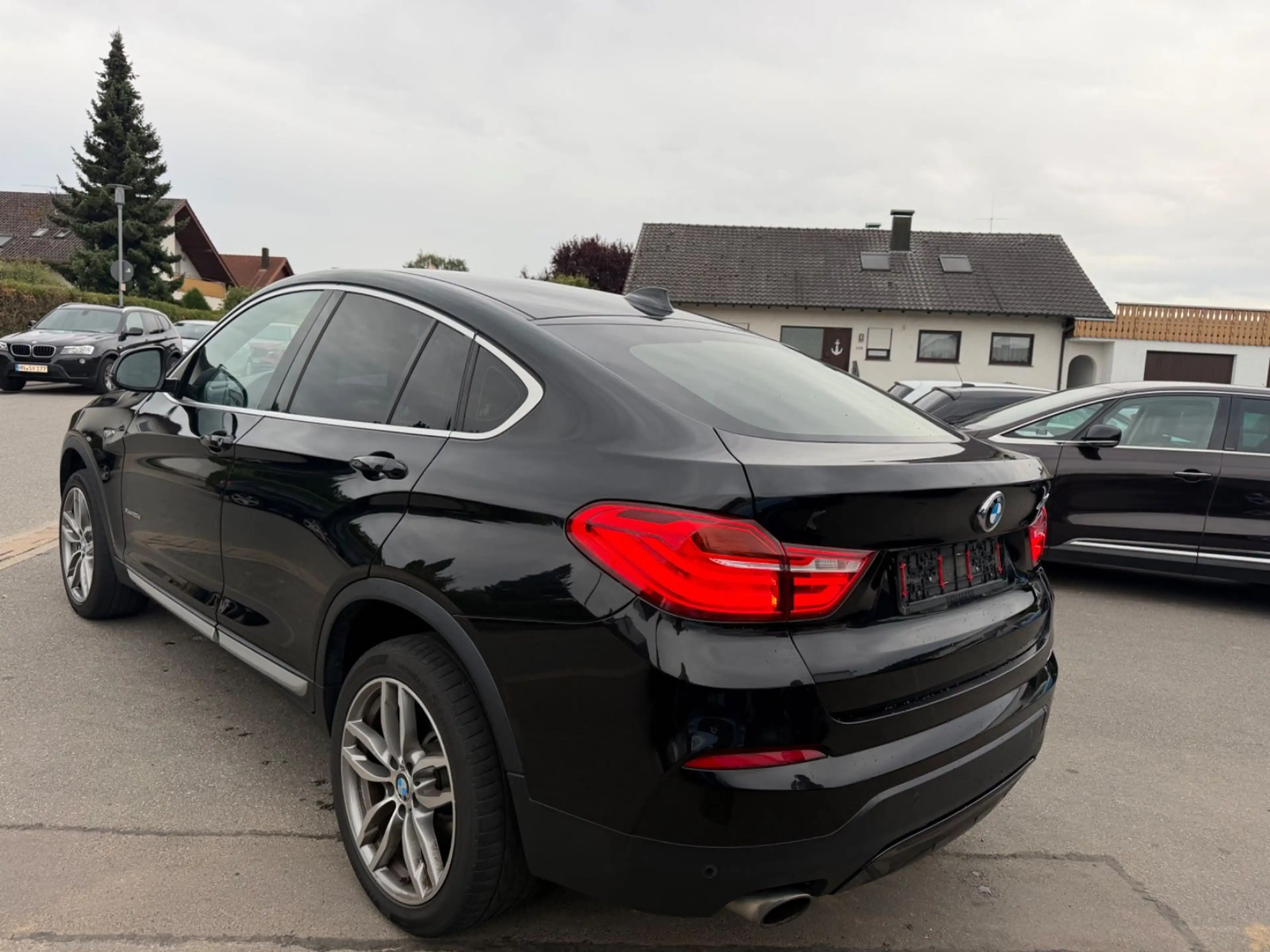 BMW X4 xDrive 20 d xLine*NEU*TÜV*Automatik* Kamera* — photo 9