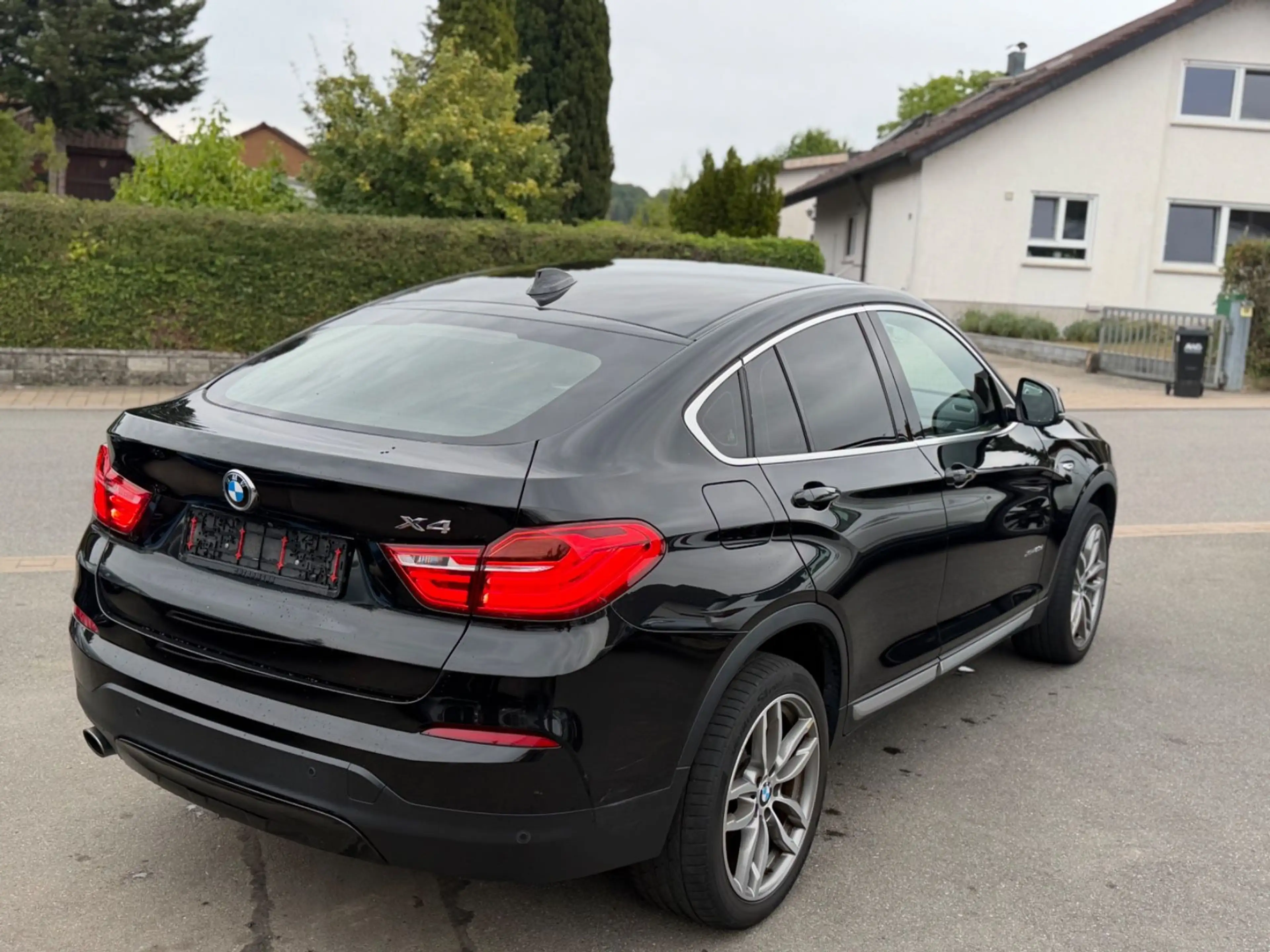 BMW X4 xDrive 20 d xLine*NEU*TÜV*Automatik* Kamera* — photo 5