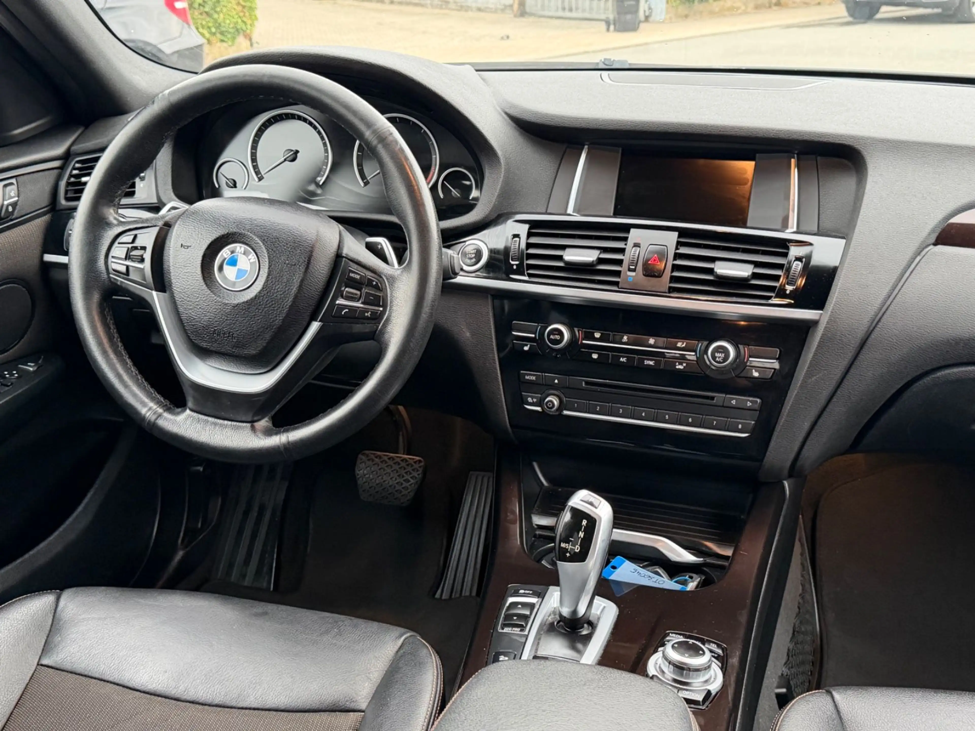 BMW X4 xDrive 20 d xLine*NEU*TÜV*Automatik* Kamera* — photo 14