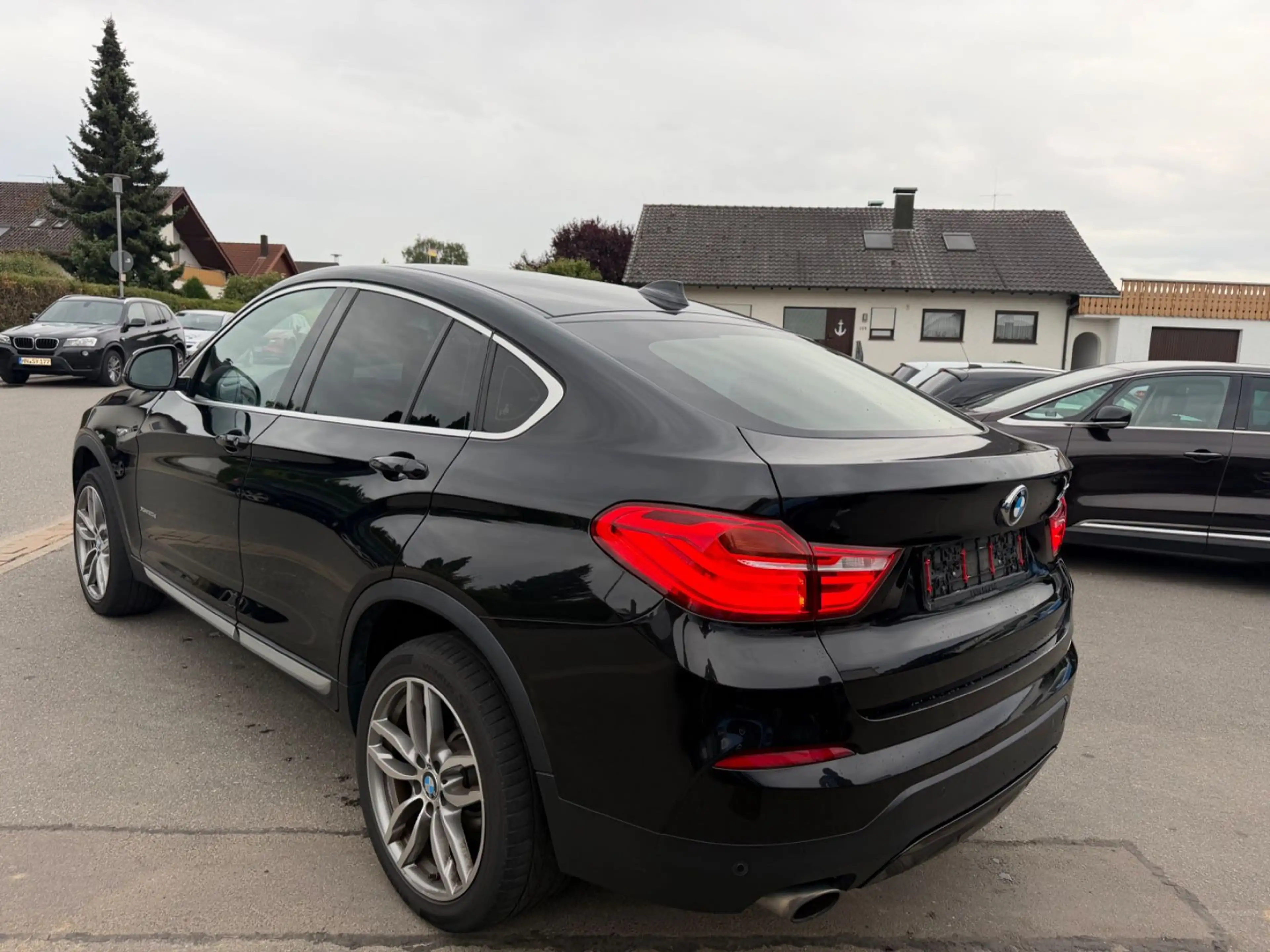 BMW X4 xDrive 20 d xLine*NEU*TÜV*Automatik* Kamera* — photo 7