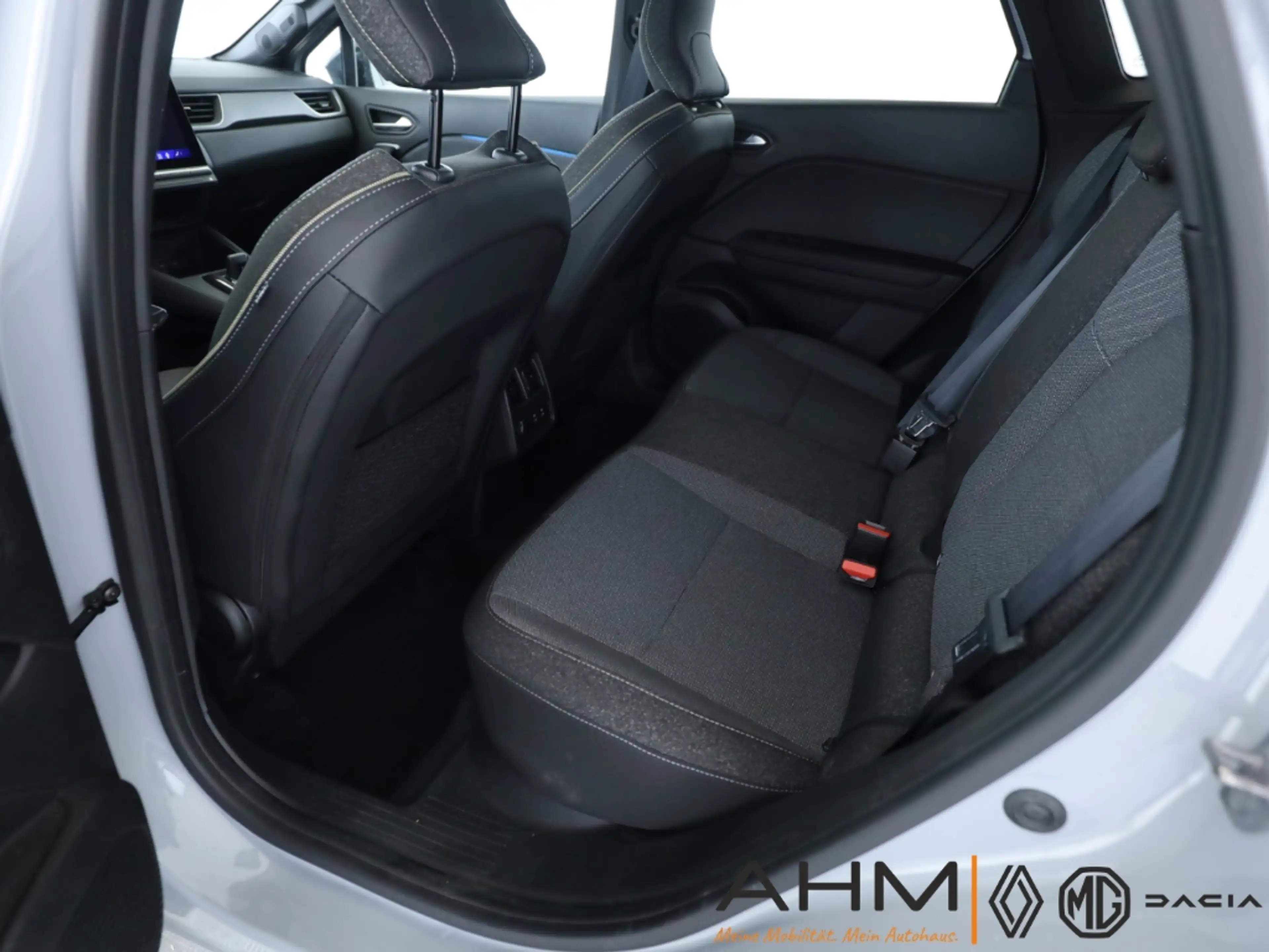 Renault Symbioz 140 Hybrid Techno Sitzheizung Lenkradheizung — photo 9