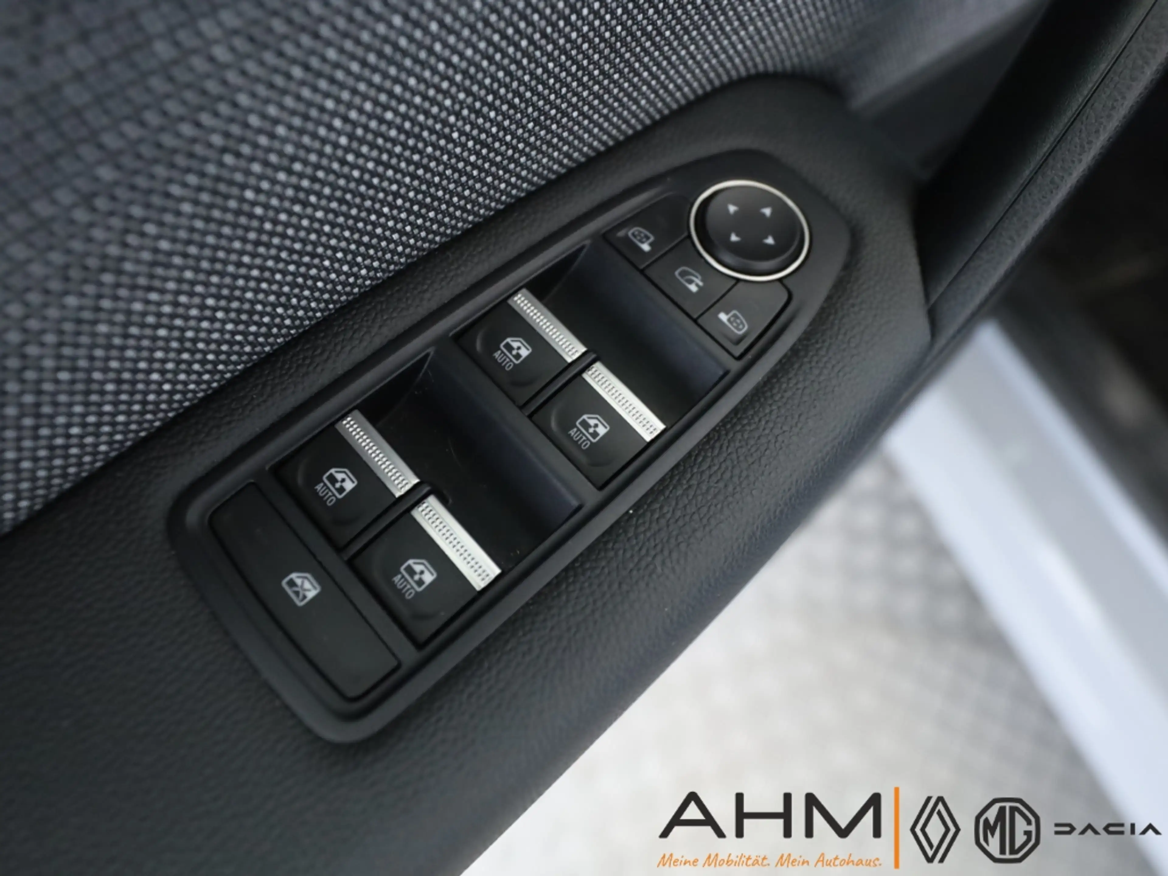 Renault Symbioz 140 Hybrid Techno Sitzheizung Lenkradheizung — photo 7