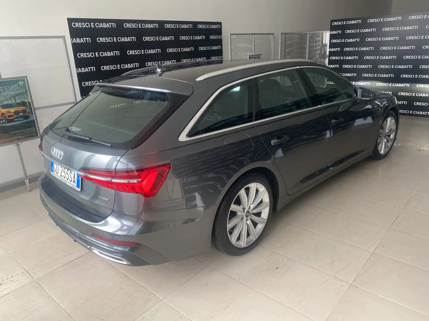 Audi A6 Avant 40 2.0 TDI quattro ultra S tronic Business Grigio - 2