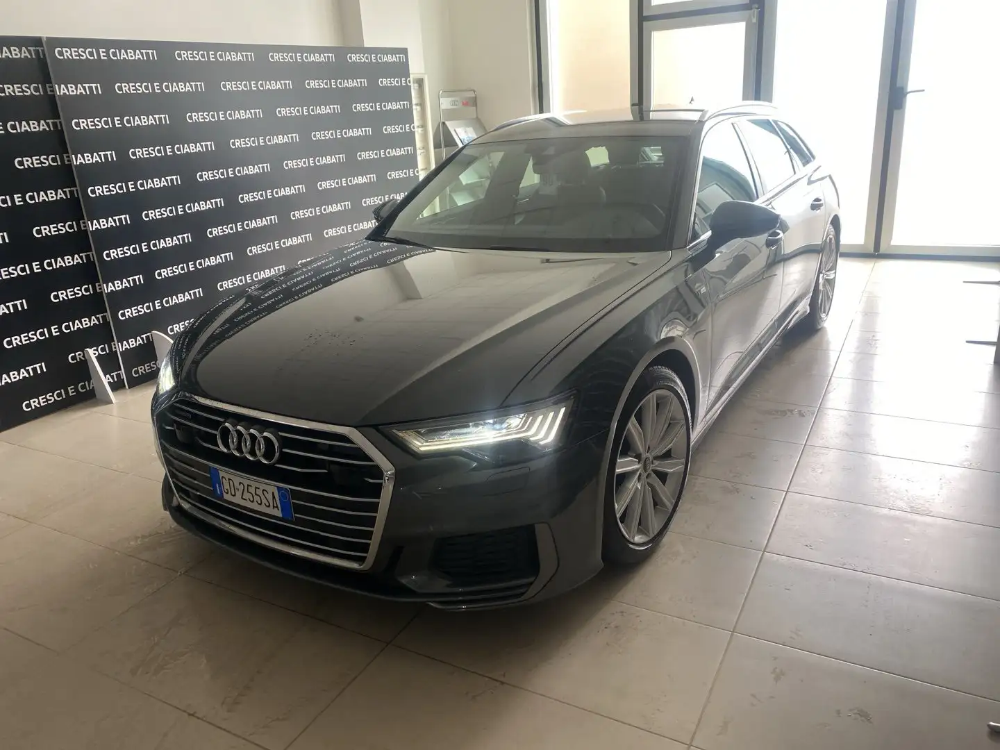 Audi A6 Avant 40 2.0 TDI quattro ultra S tronic Business Grigio - 1