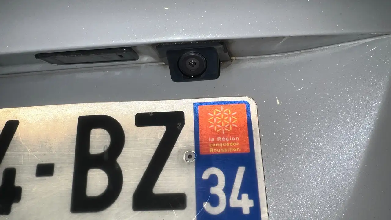 Peugeot 208 208 — photo 11