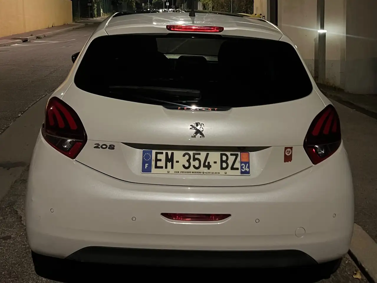 Peugeot 208 208 — photo 3