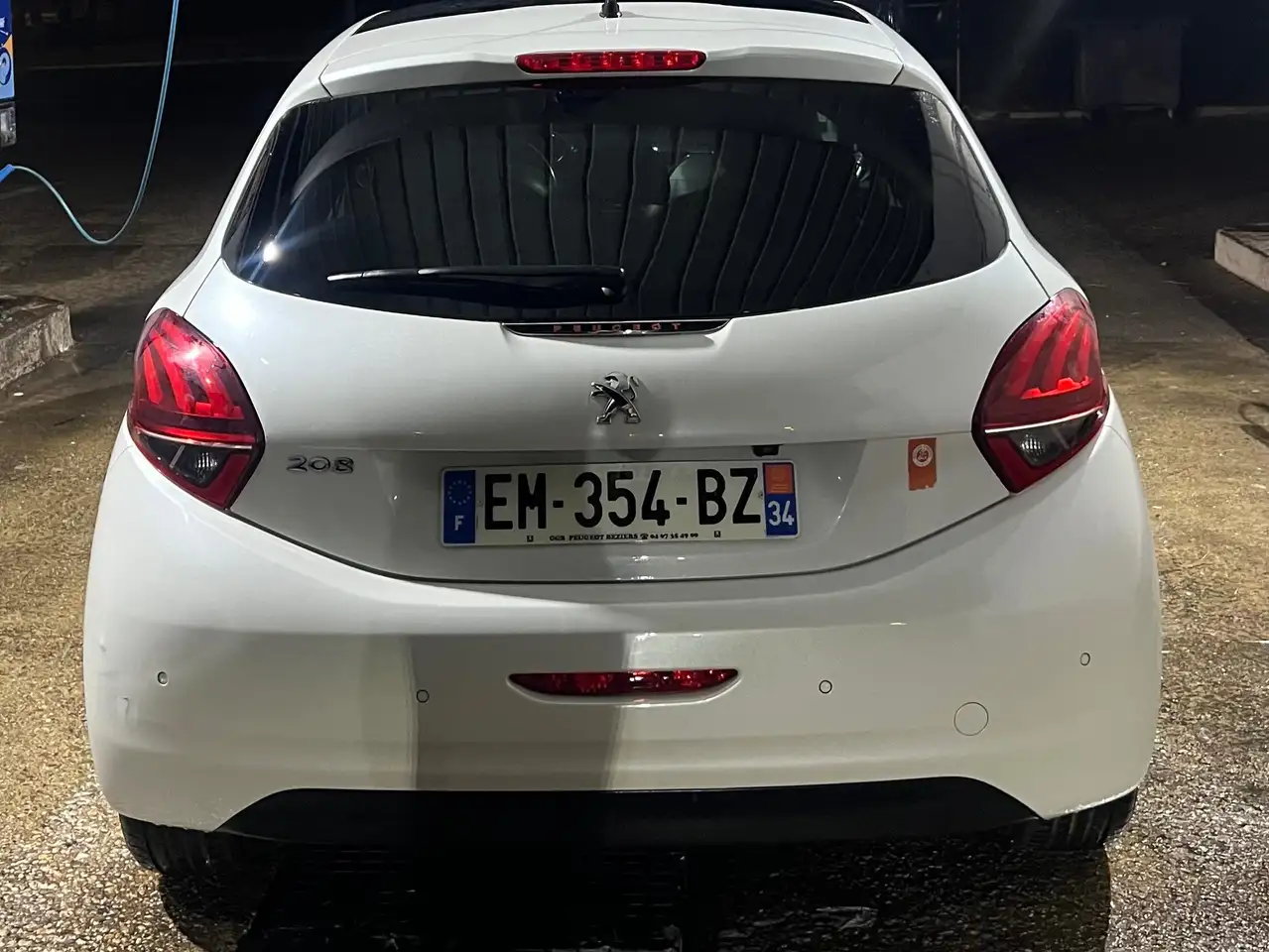 Peugeot 208 208 — photo 20