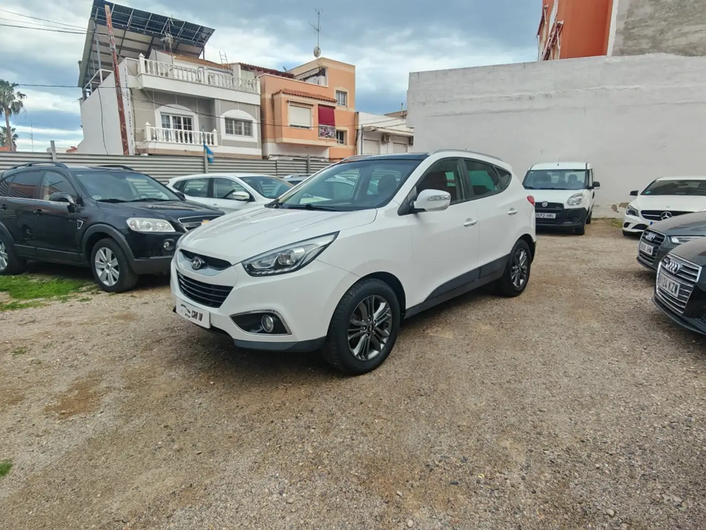 Hyundai iX35 1.7CRDI Tecno Star Sky 4x2 Blanco - 2