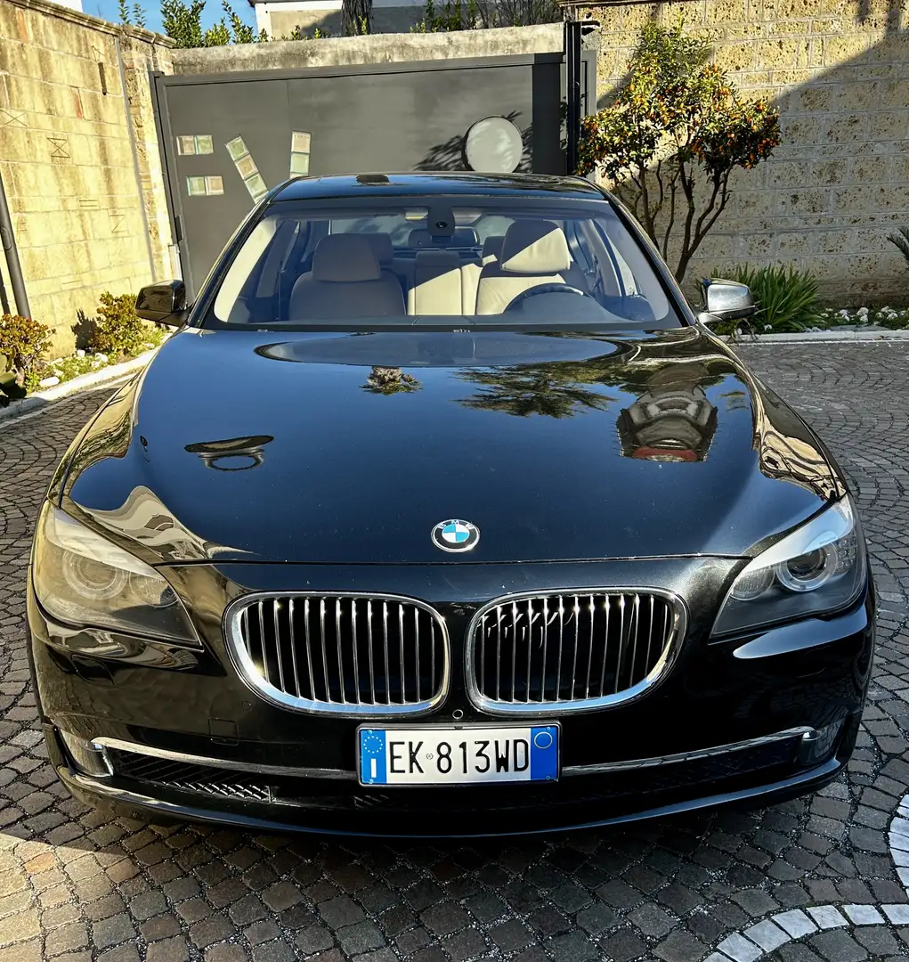 BMW 740 740d xdrive Eccelsa auto Nero - 2
