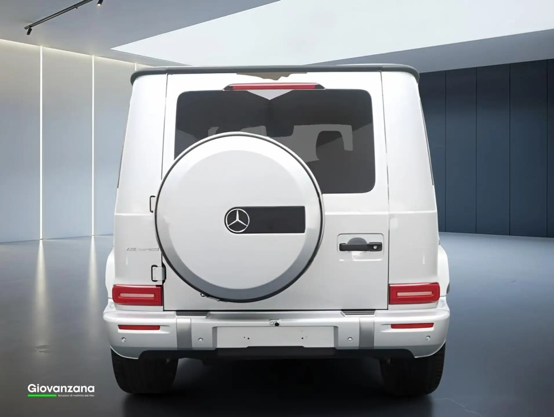 벤츠 G-Class 2024 화이트 사진 4