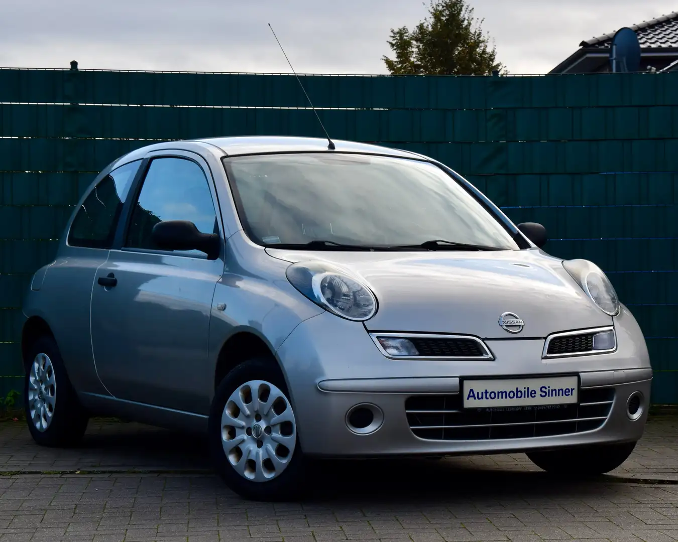 Nissan Micra Visia Klima+ Gepflegt+ Isofix+ TÜV NEU+++ Silber - 2