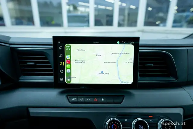 Renault Master view 9