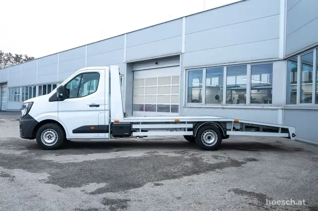 Renault Master view 3