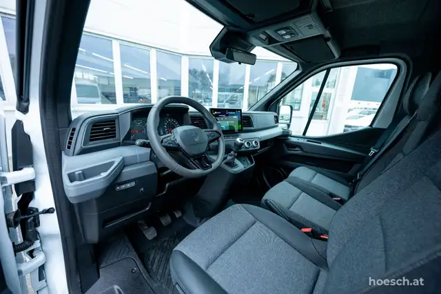 Renault Master view 4