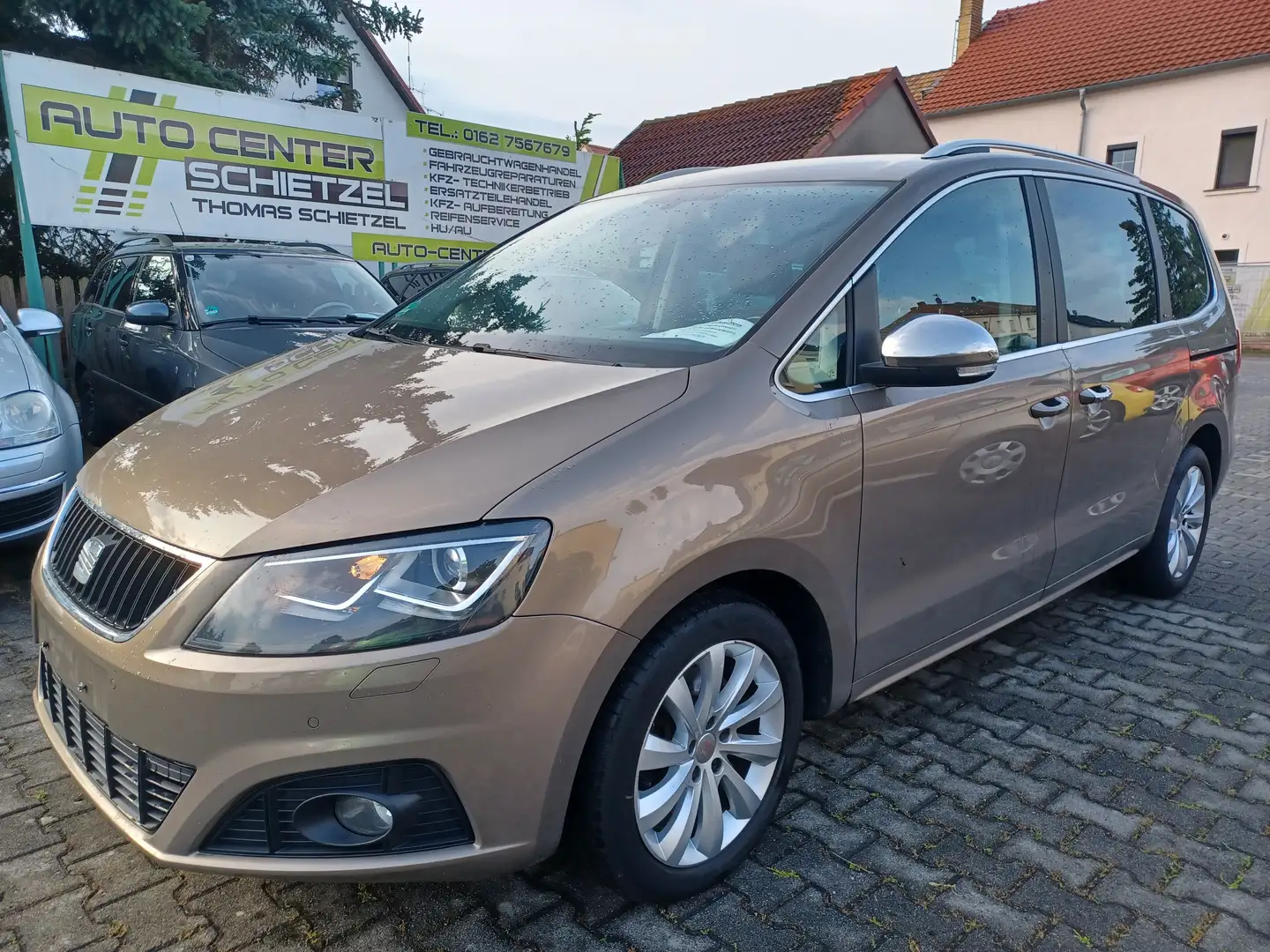 SEAT Alhambra 2.0 TDI *1.Hand*7Sitze*Xenon*Sitz+Standheizg*AHK* Grau - 1