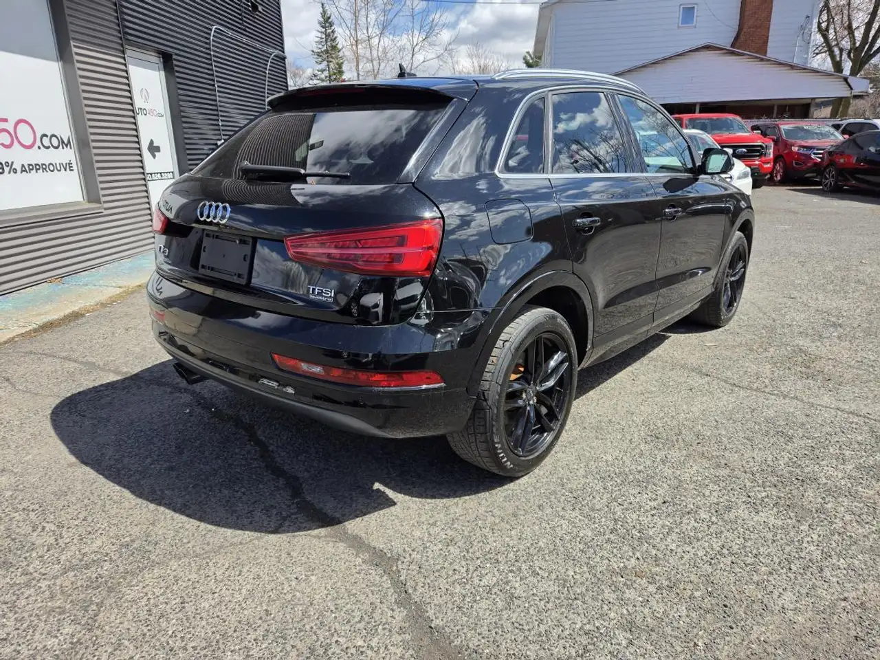 Audi Q3 photo Audi Q3