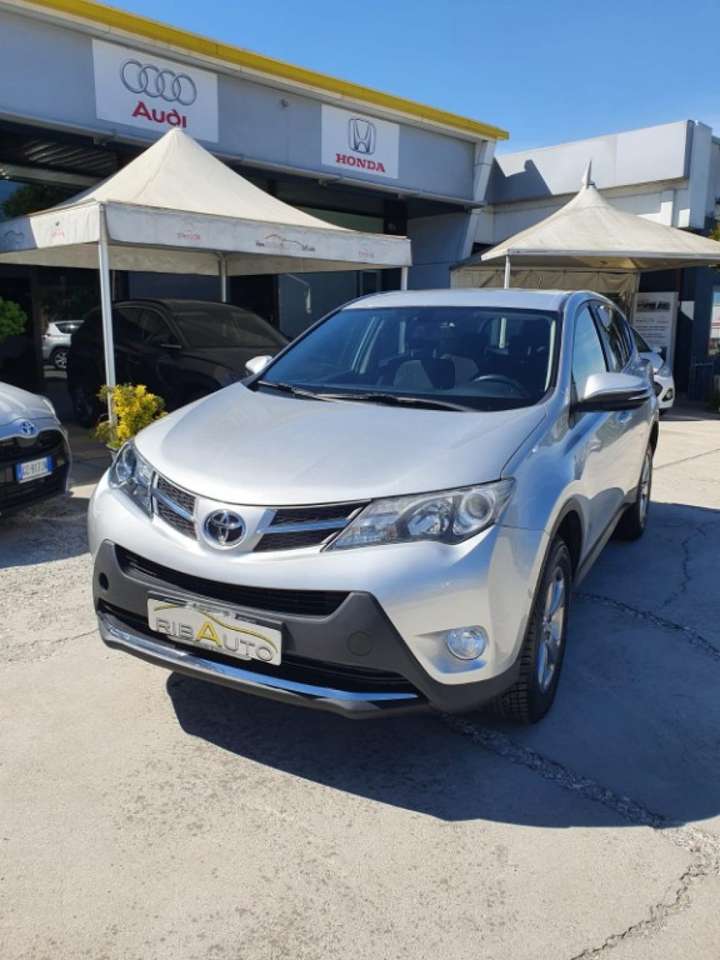 Toyota RAV 4 RAV4 2.0 D-4D 2WD Active