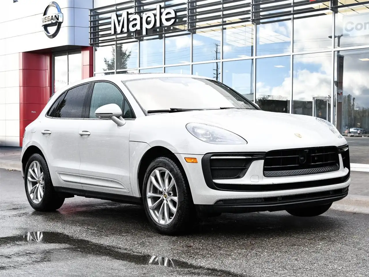 2023 Porsche Macan