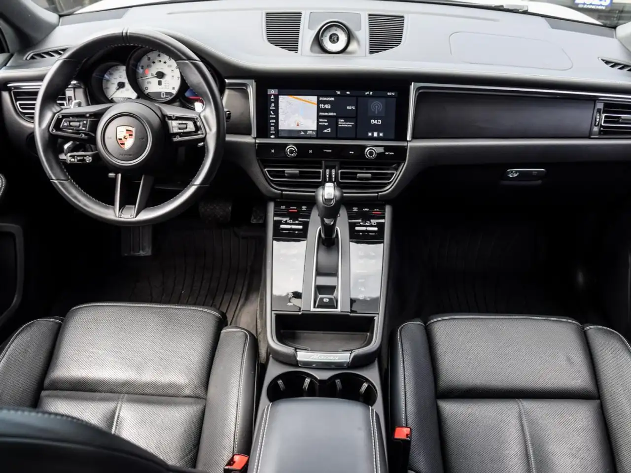 Porsche Macan снимка Porsche Macan