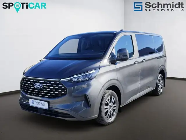 Ford Tourneo Custom Titanium 320 L1 2,0 136PS AT AWD 8 Sitze Ansicht 2