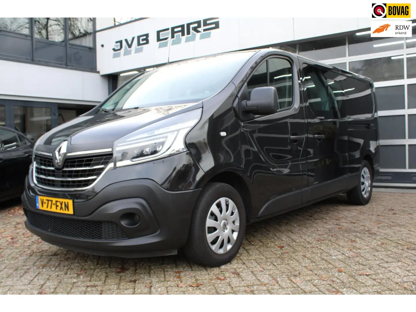 Renault Trafic 2.0 dCi 145 T29 L2H1 DC Comfort Schwarz - 1