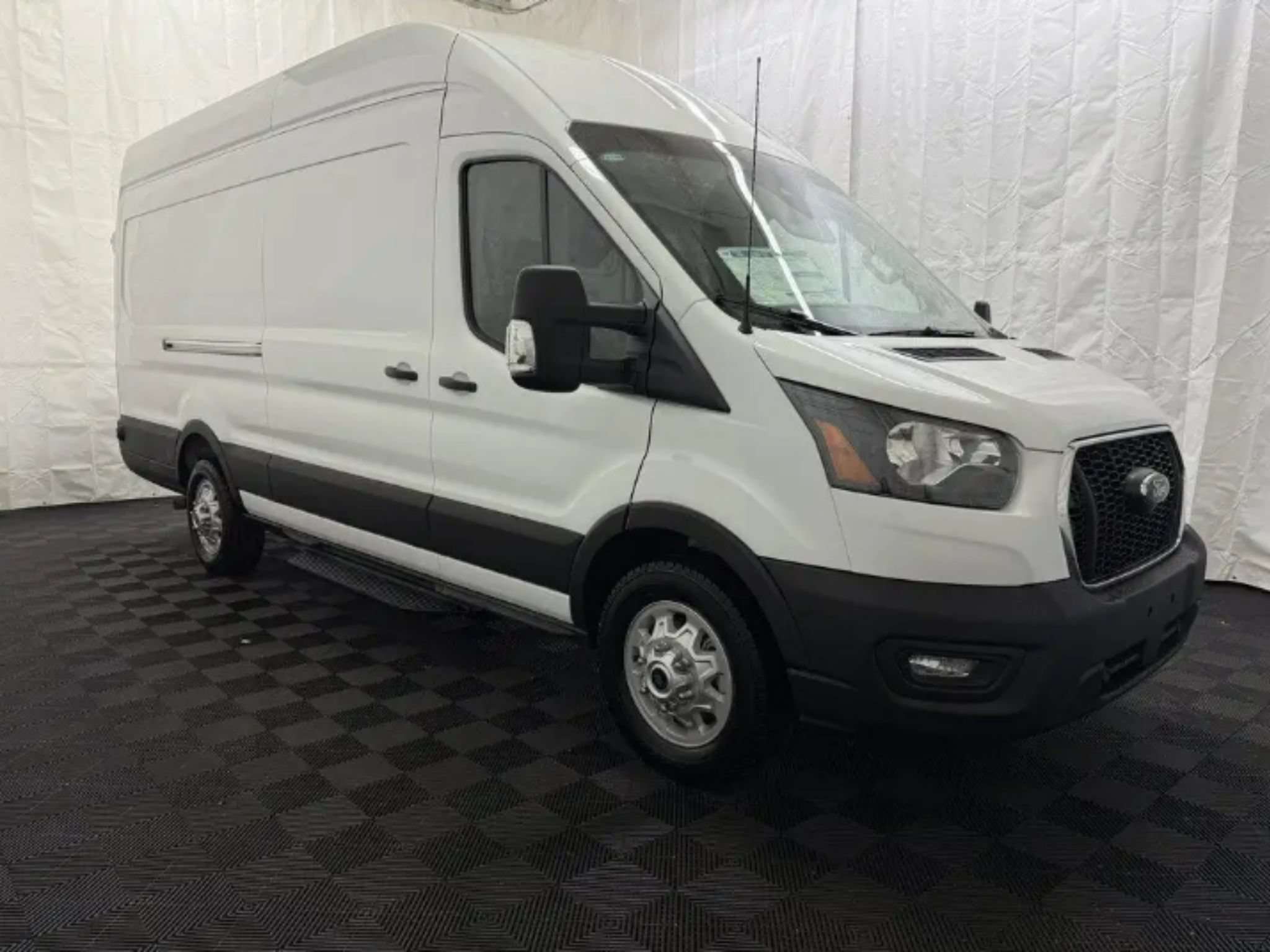2025 Ford Transit Cargo Van