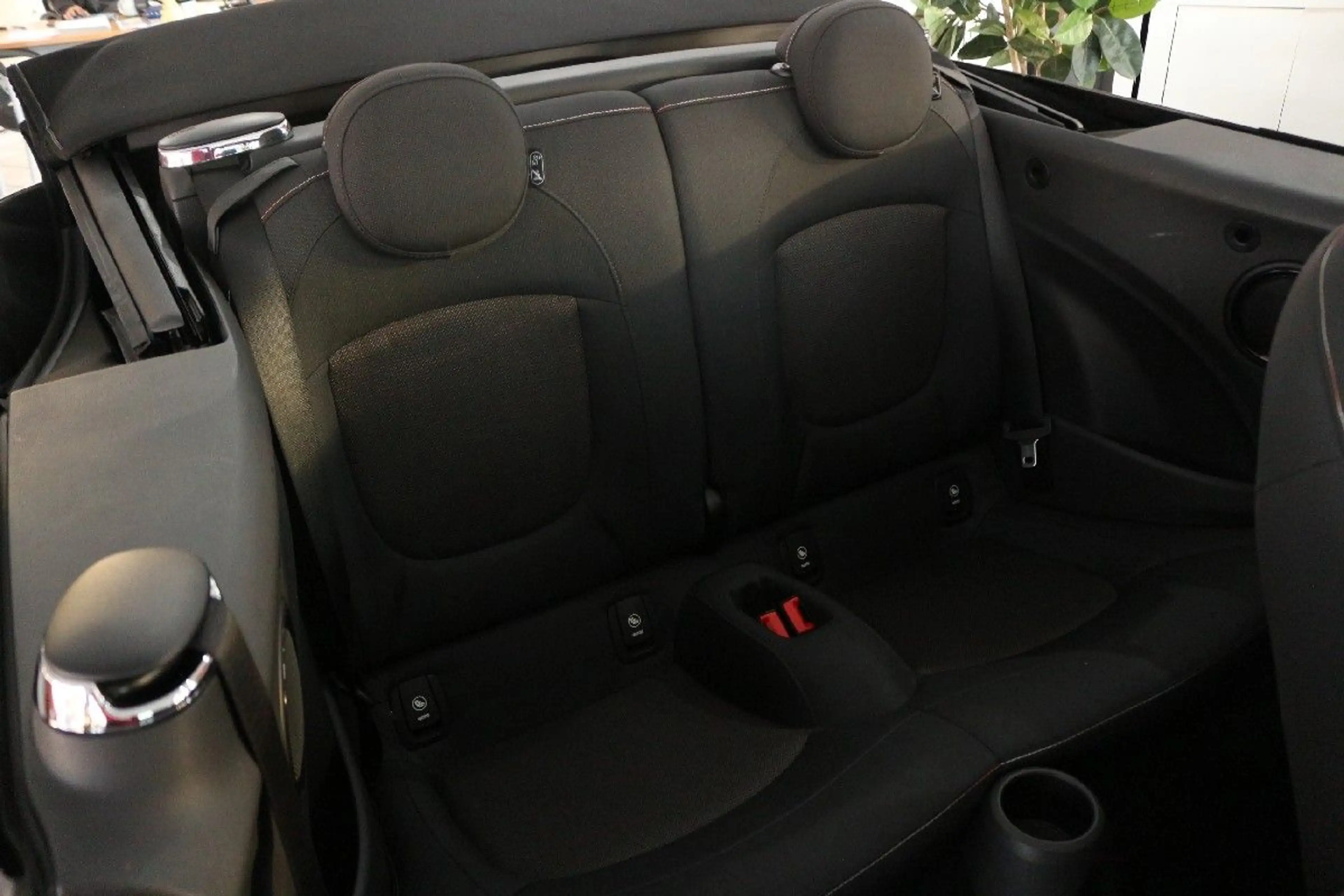 MINI One Cabrio - Sitzheizung-Klima-Visual-PDC-Garan — photo 11