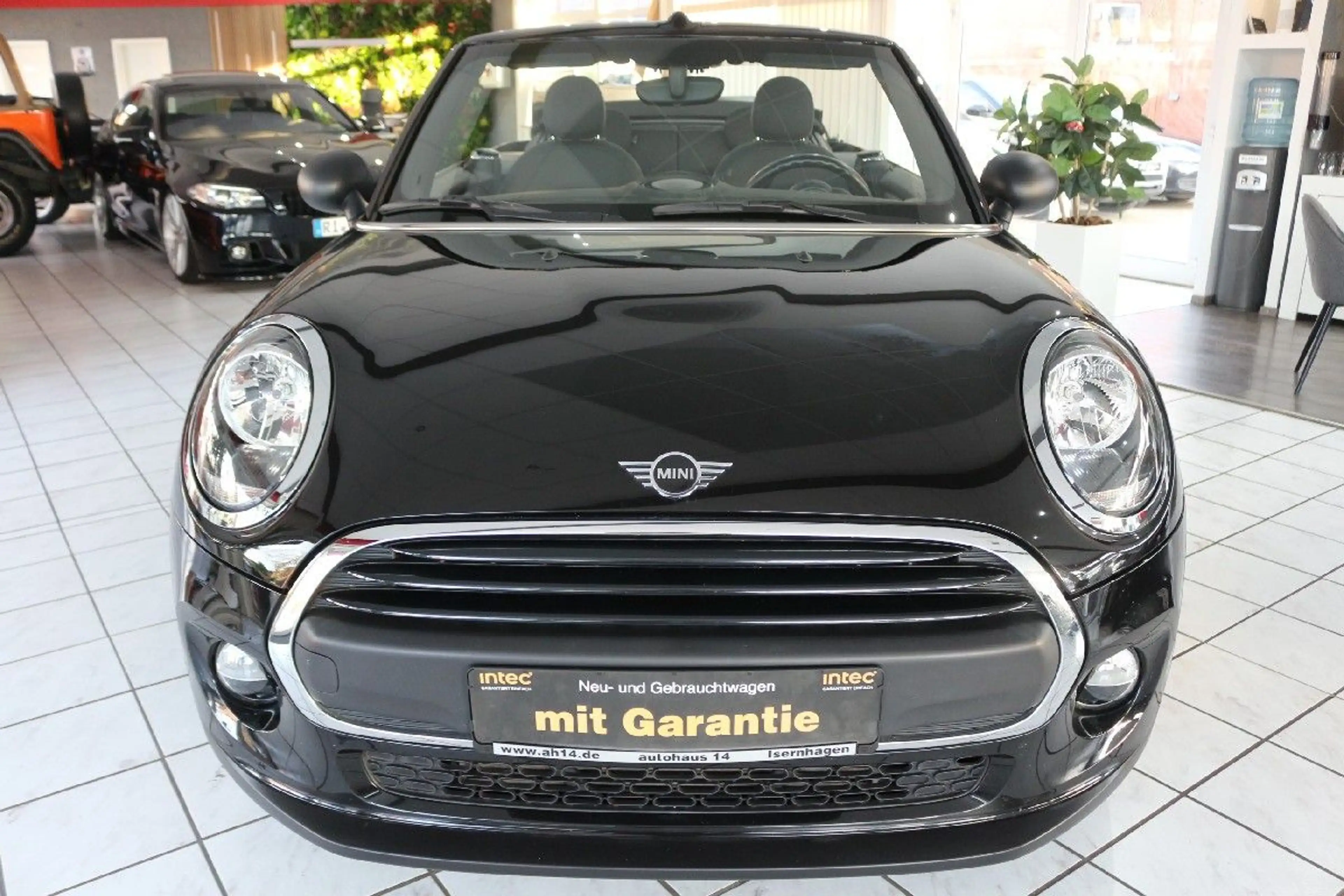 MINI One Cabrio - Sitzheizung-Klima-Visual-PDC-Garan — photo 3