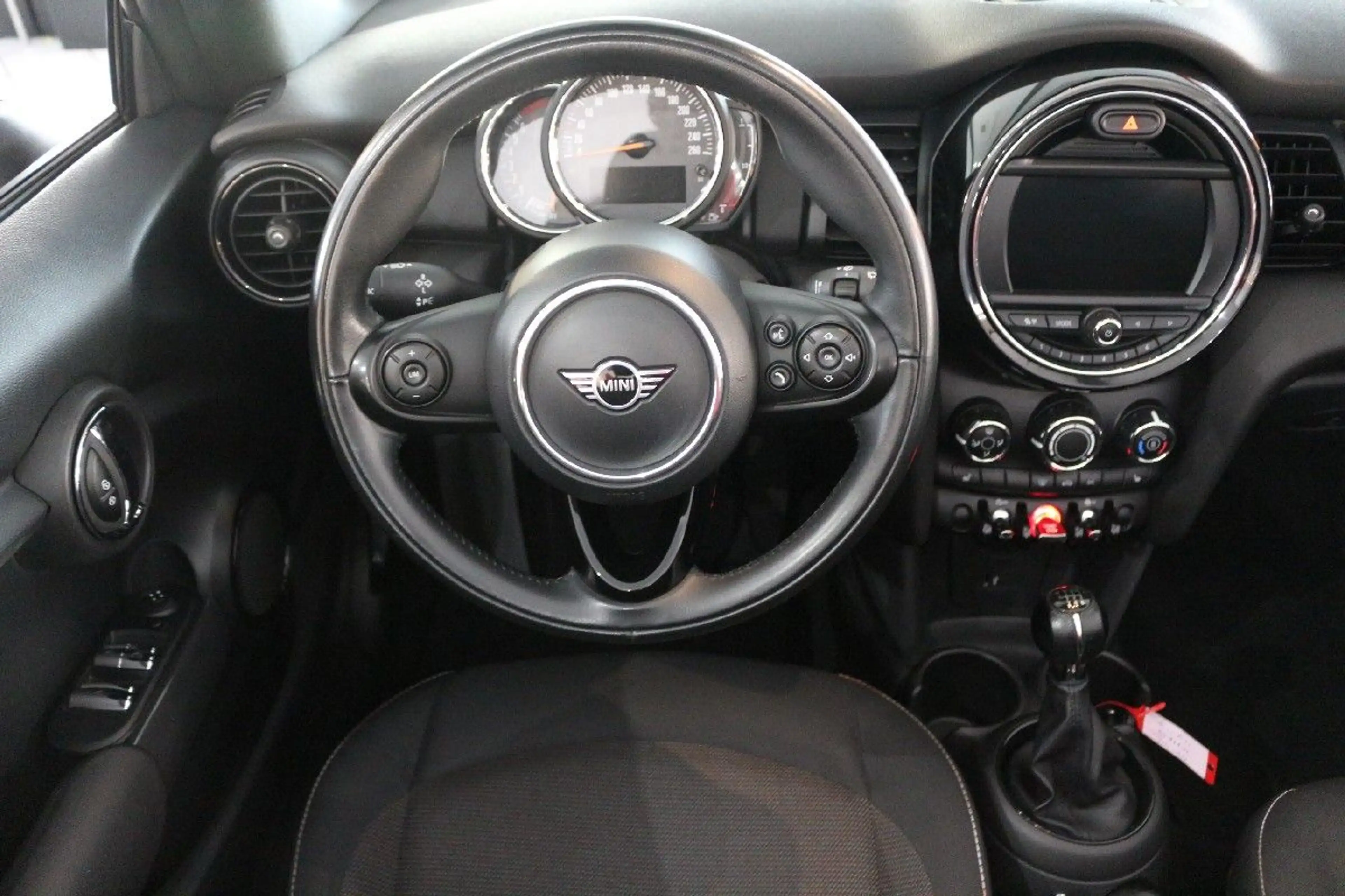 MINI One Cabrio - Sitzheizung-Klima-Visual-PDC-Garan — photo 13