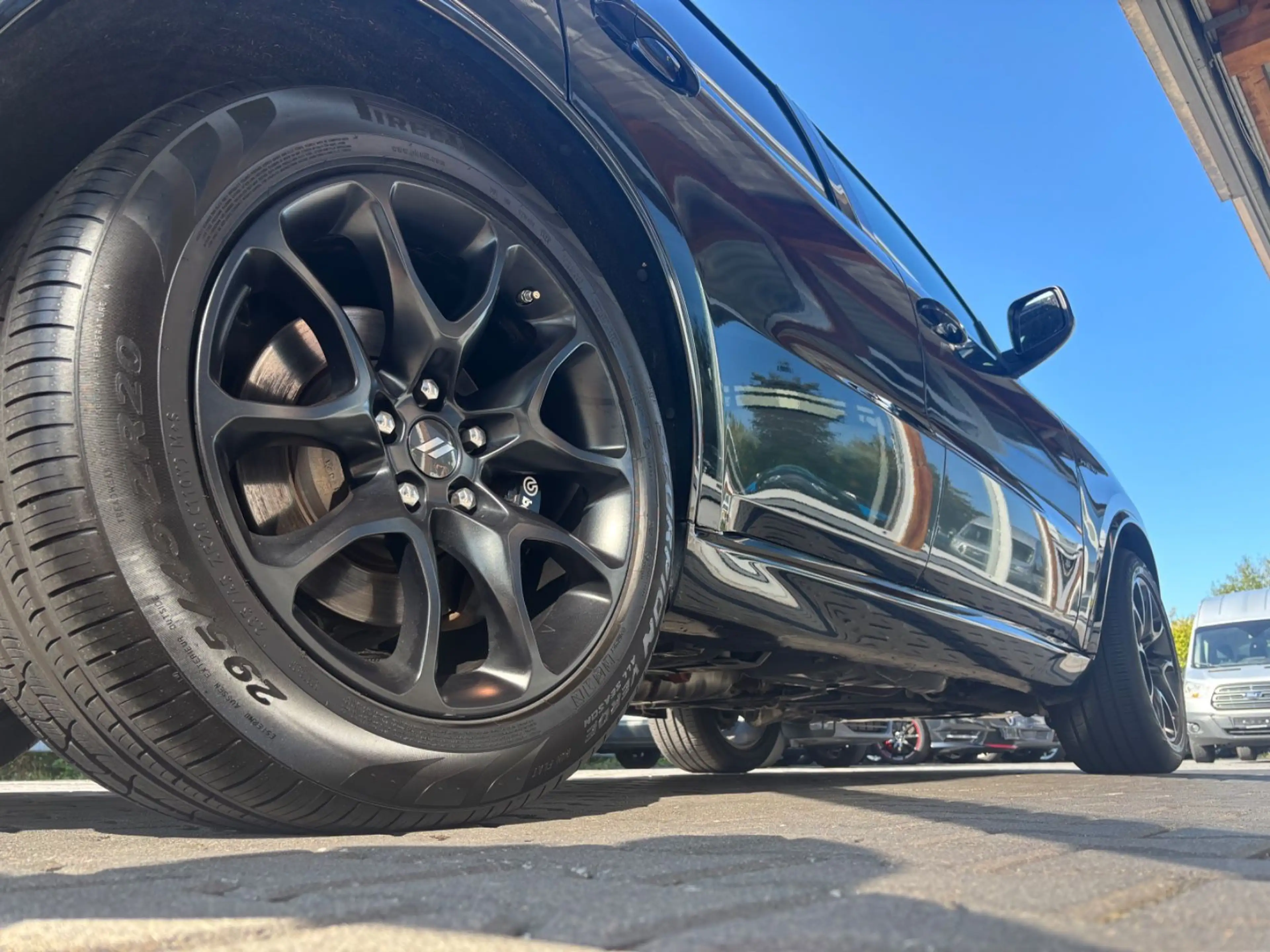 Dodge Durango 5.7 R/T Direktimport Unfallfrei LPG — photo 27