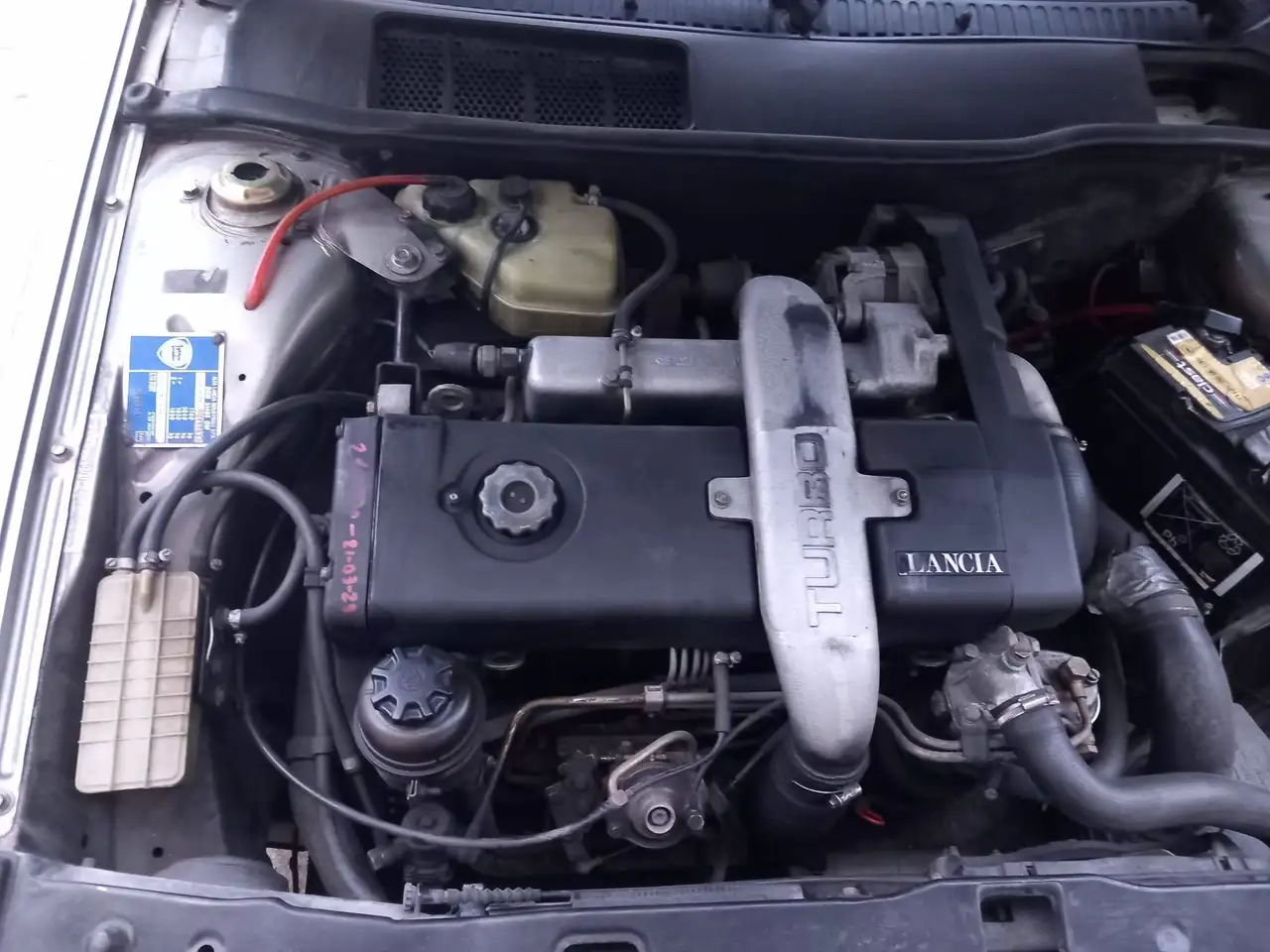 Lancia Thema 2.4 tds, foto 6