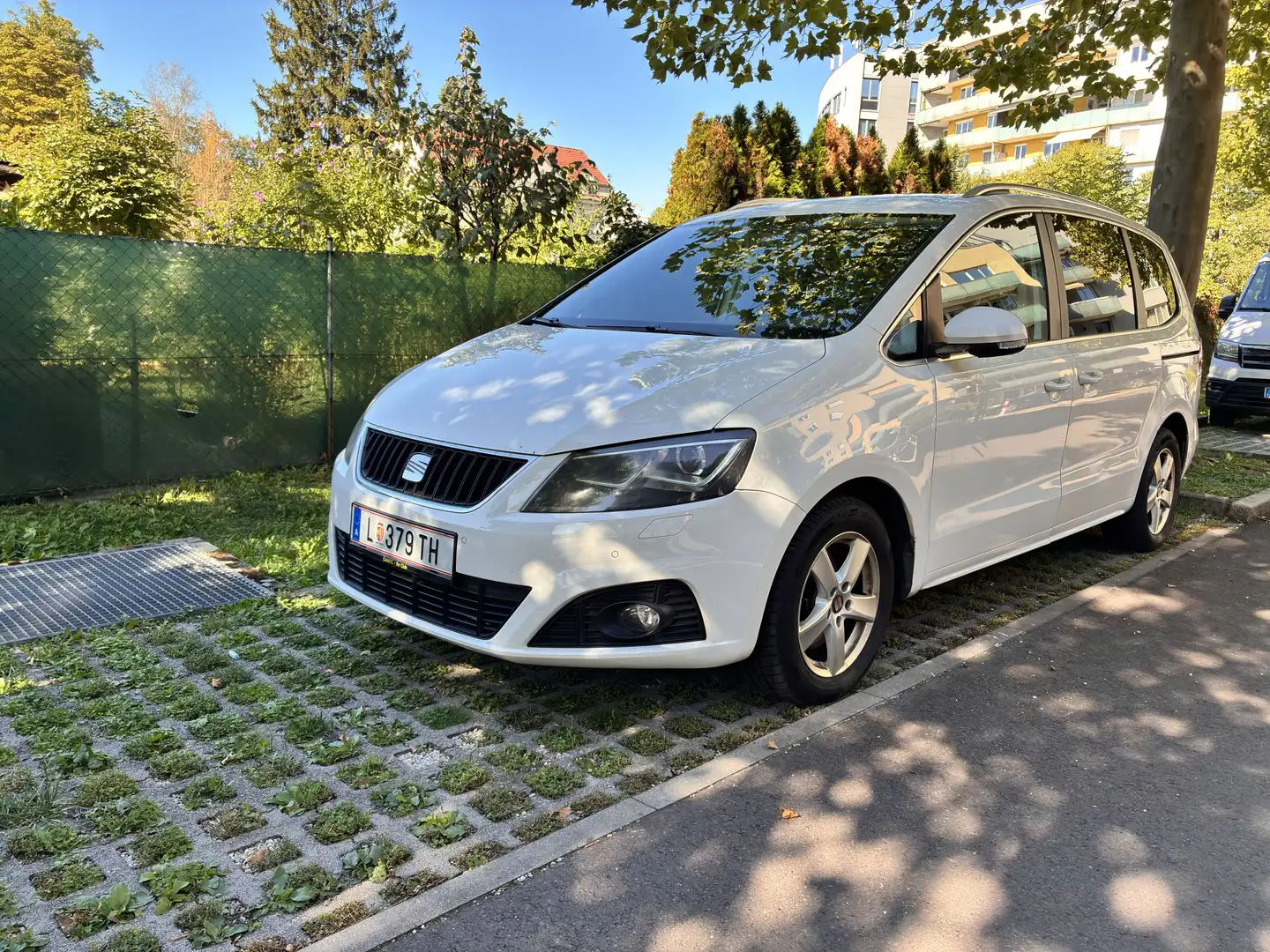 SEAT Alhambra Alhambra GT 2,0 TDI CR DPF 7-Sitze GT 7-Sitze Weiß - 1