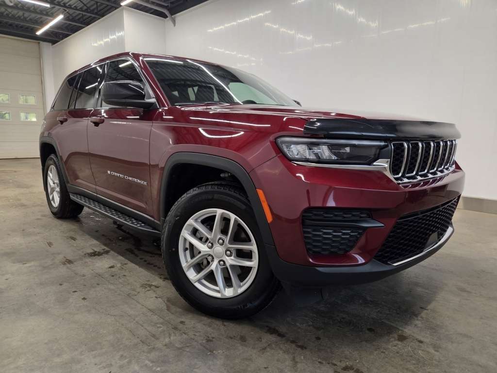2024 Jeep Grand Cherokee Laredo 4x4***3.6L V6***Sièges + Volant chauffants! — снимка 1