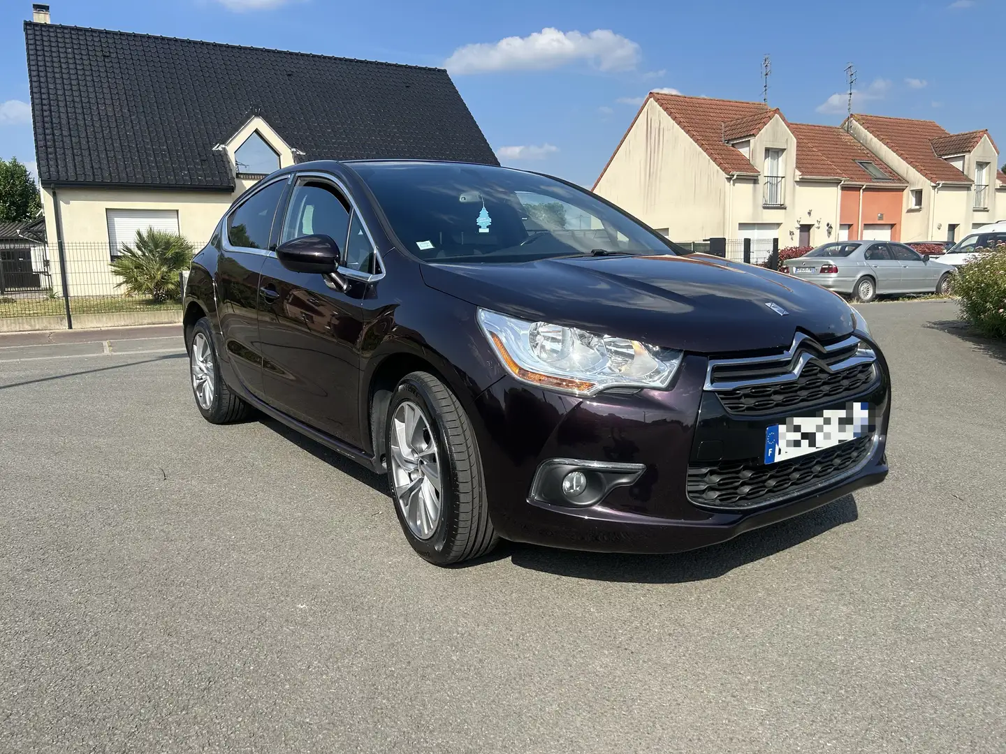 Citroen DS4 e-HDi 115 So Chic - 1